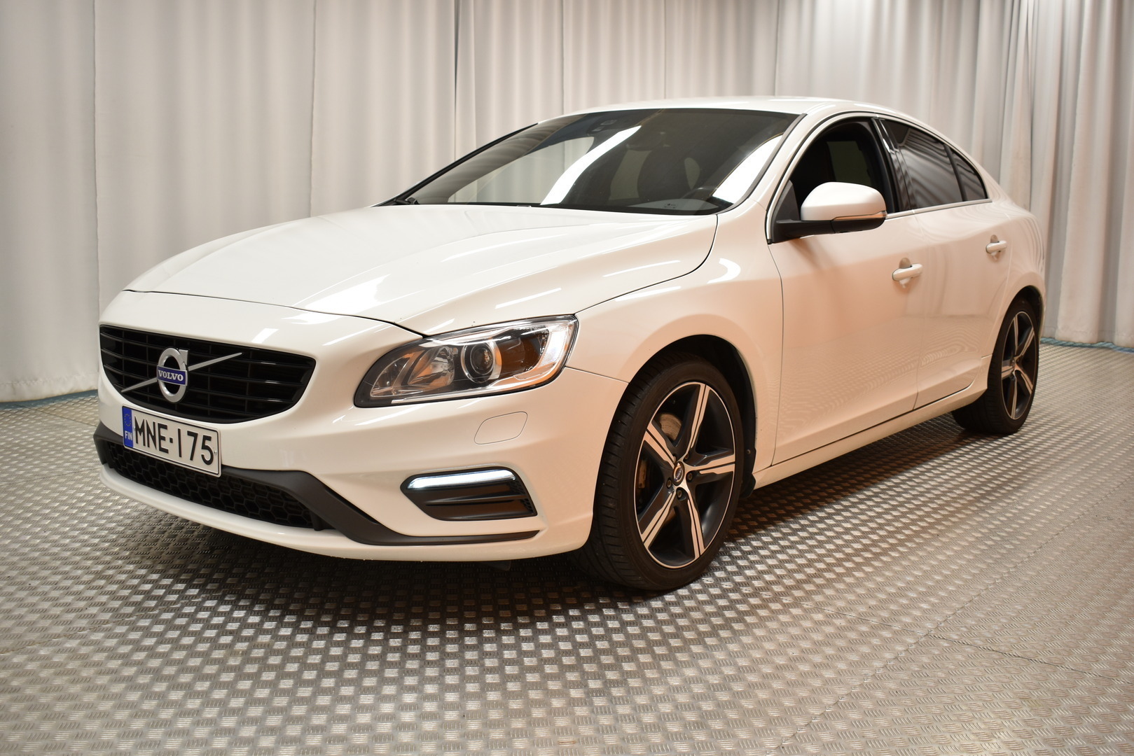 VOLVO S60 2018