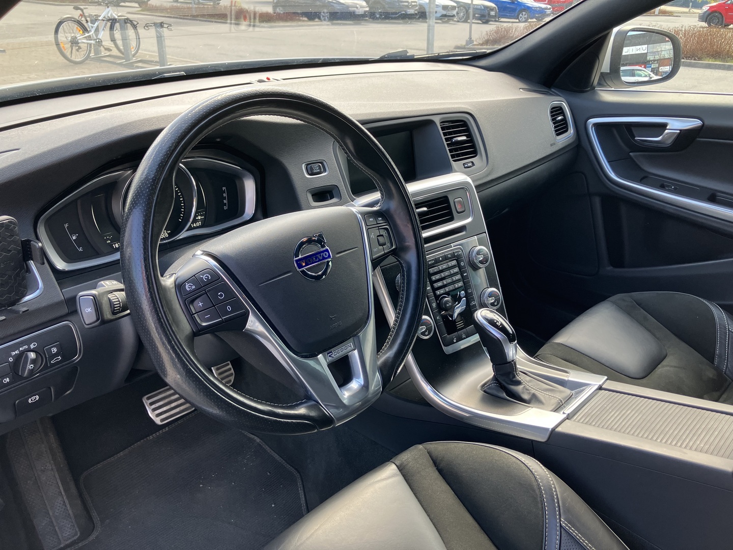 VOLVO S60 2018