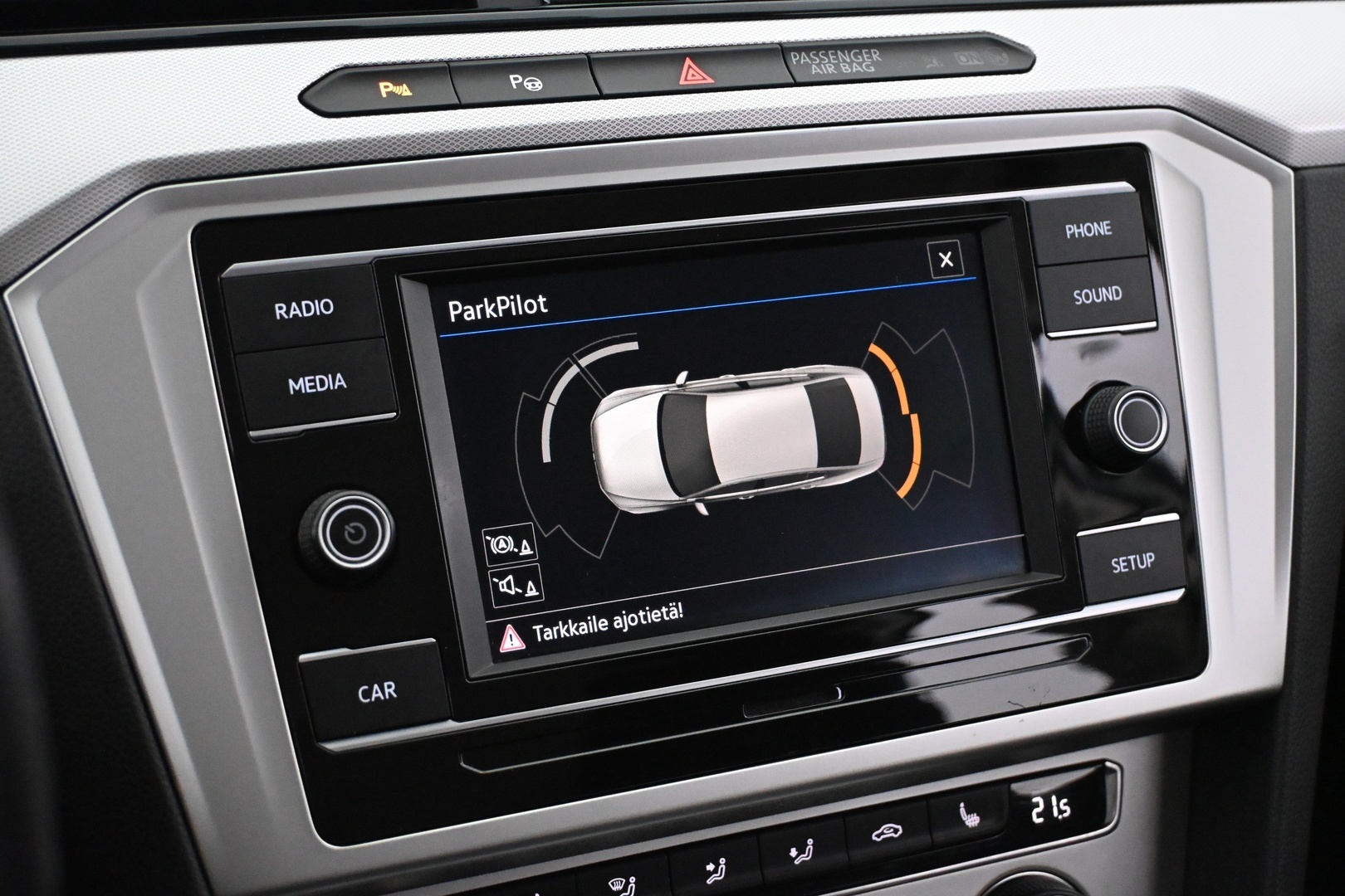 VOLKSWAGEN Passat 2018