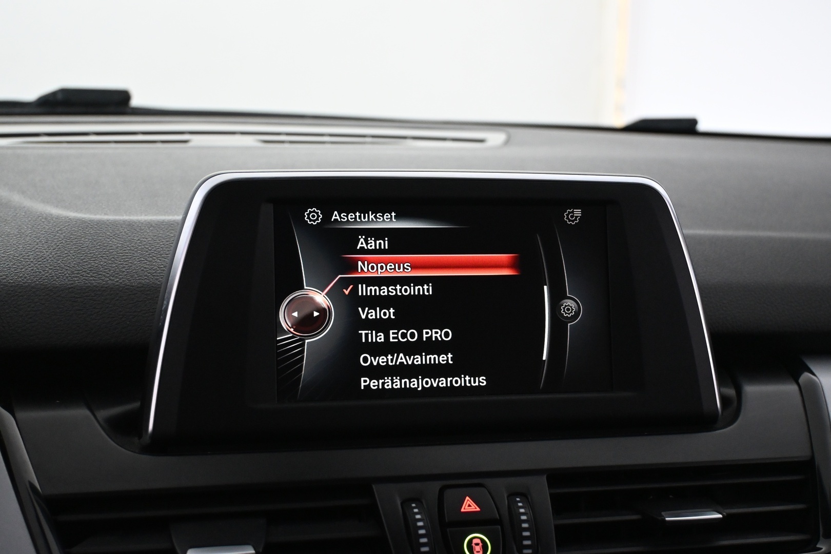 BMW 218 2016