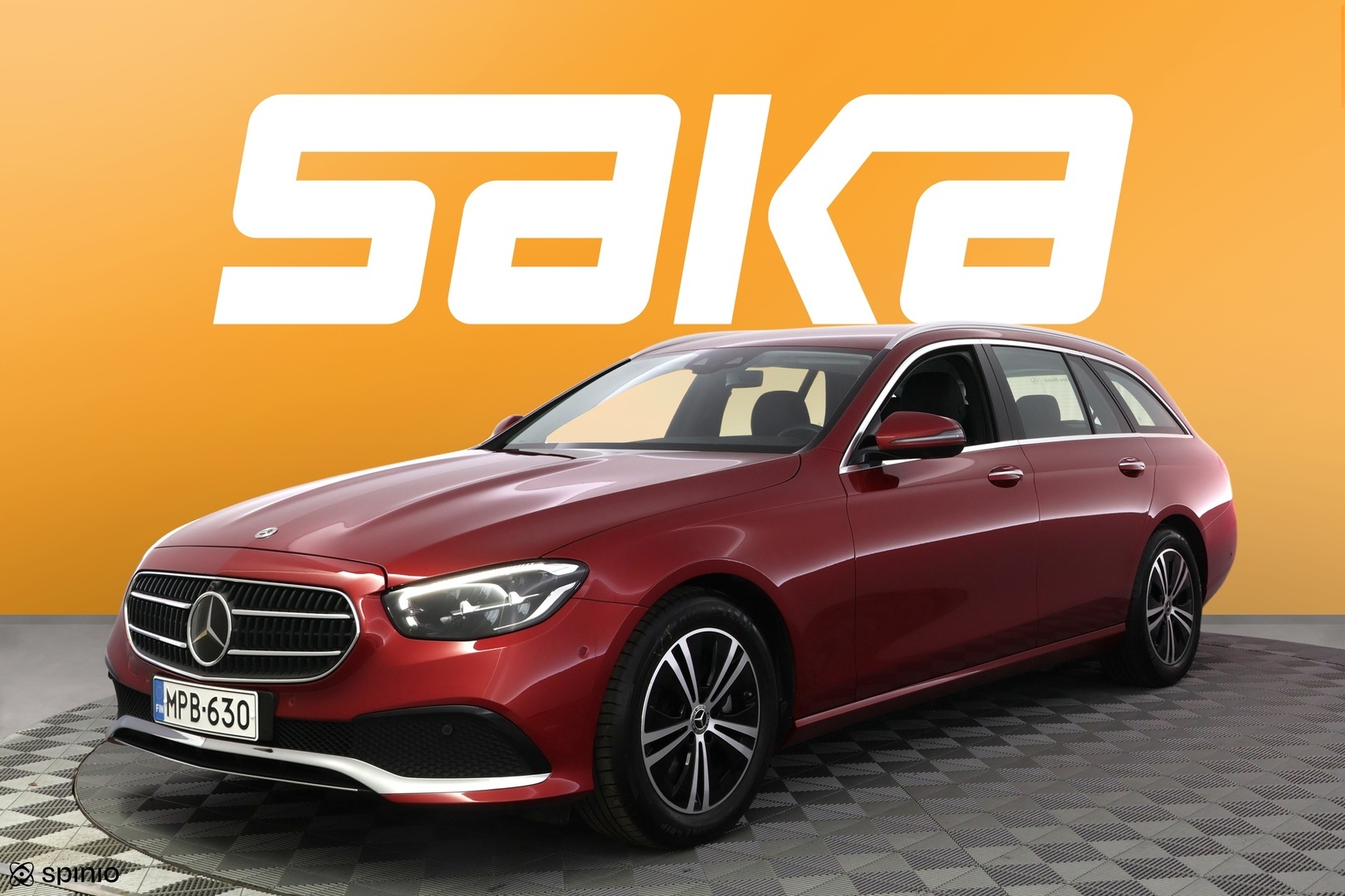 MERCEDES-BENZ E 2023