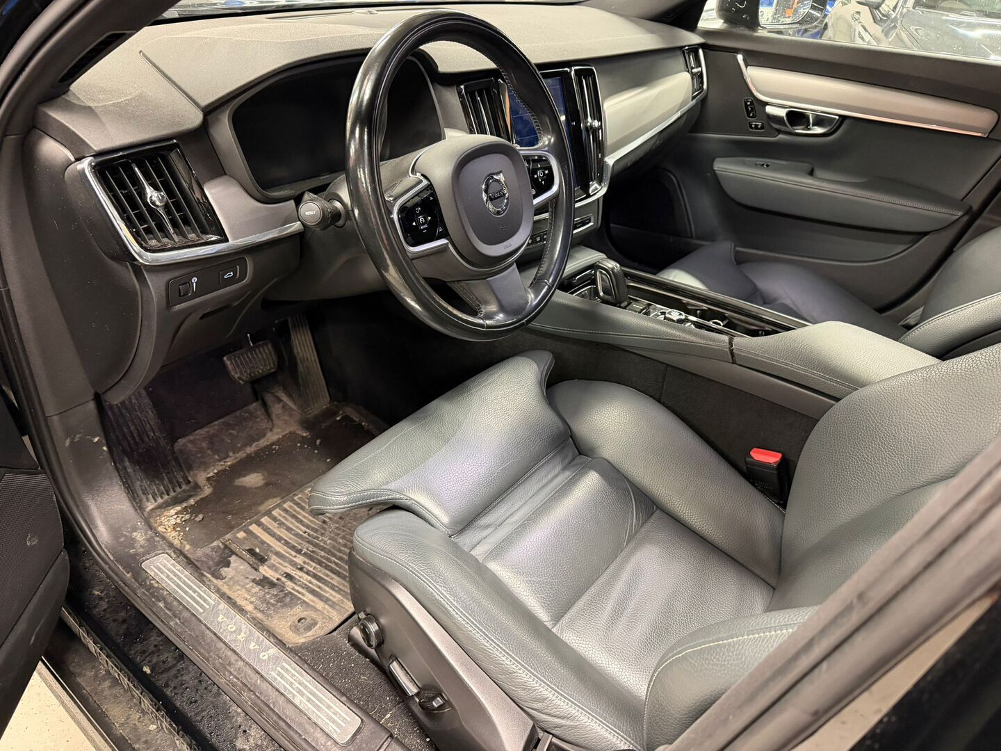 VOLVO V90 Cross Country 2021