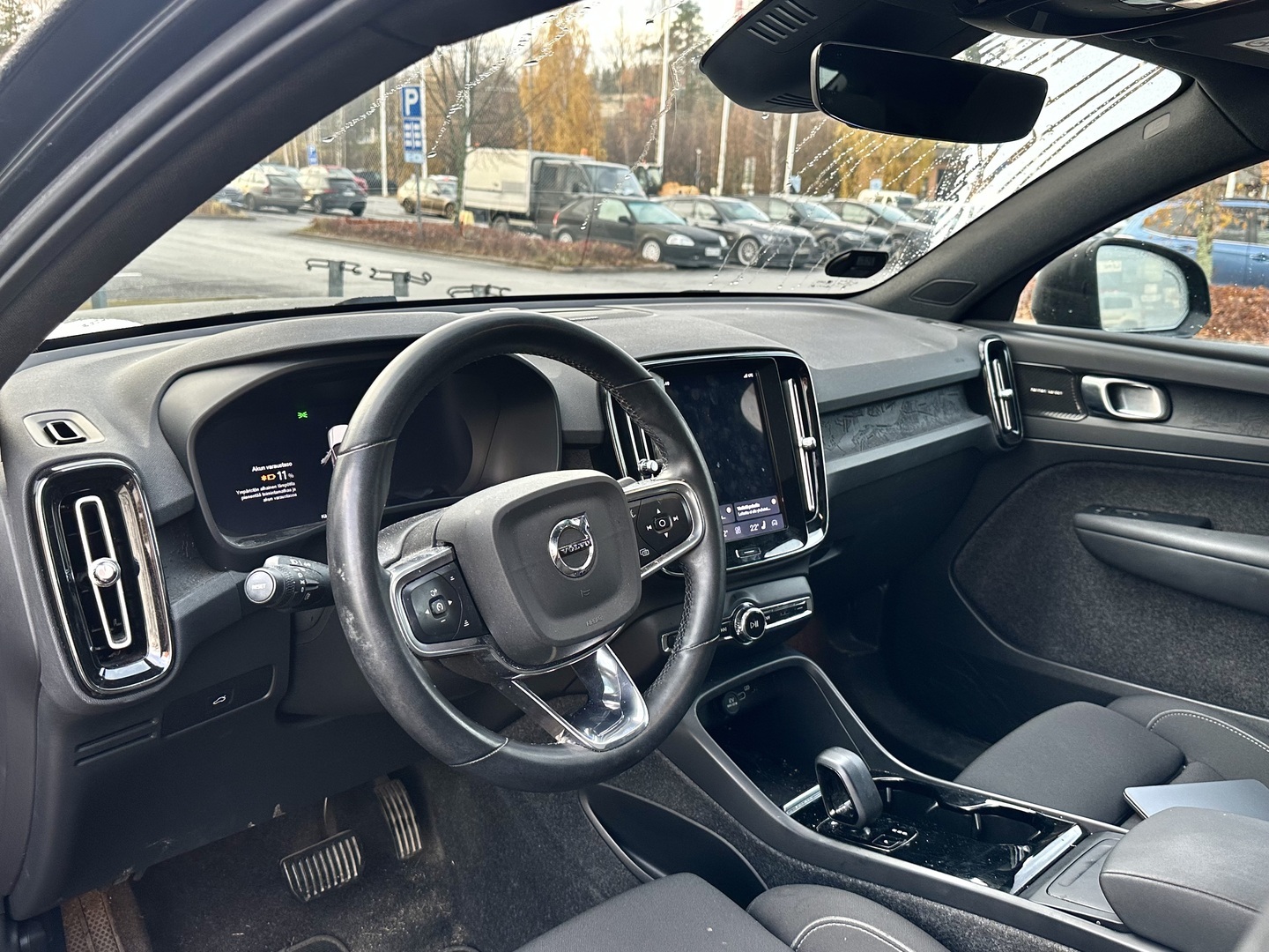 VOLVO C40 2024