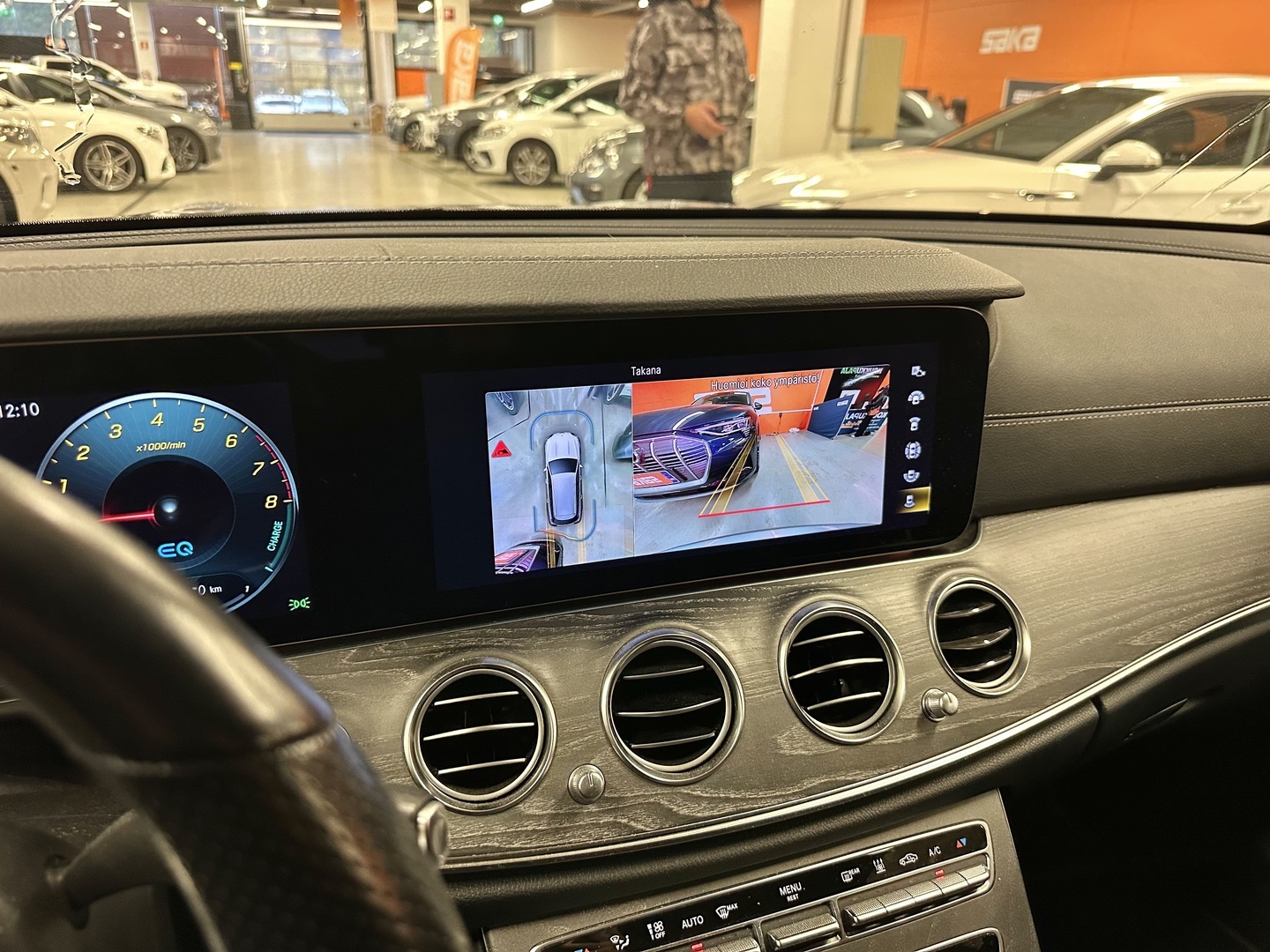 MERCEDES-BENZ E 2021