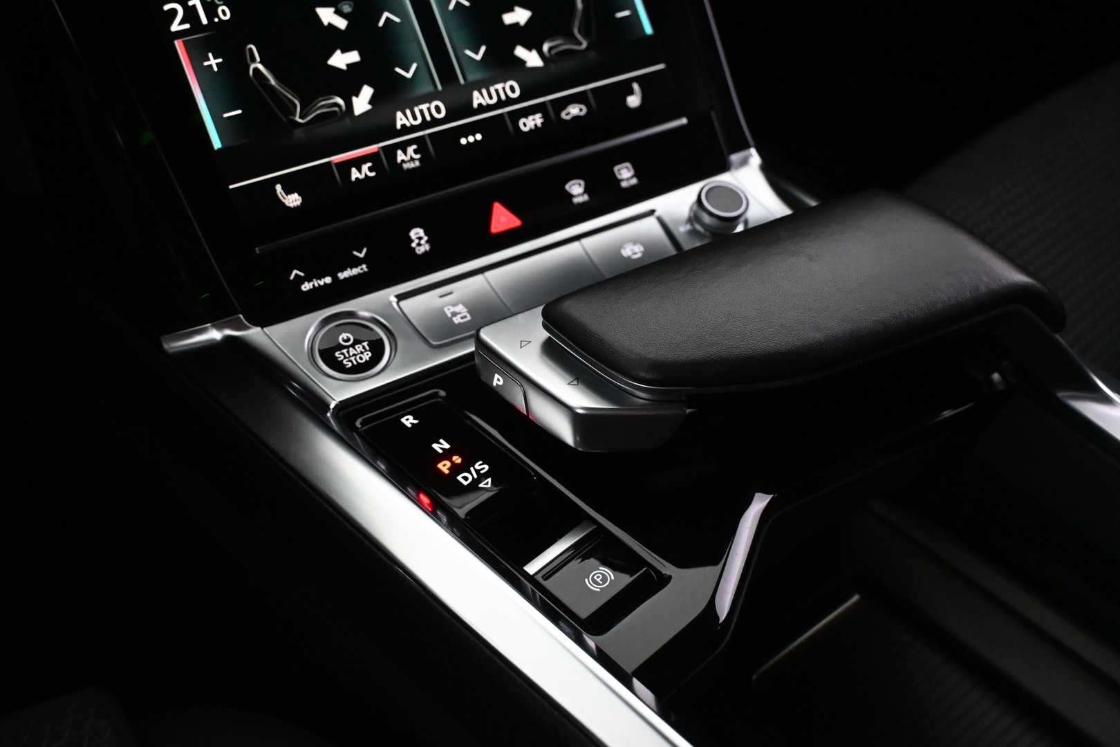 AUDI e-tron 2022