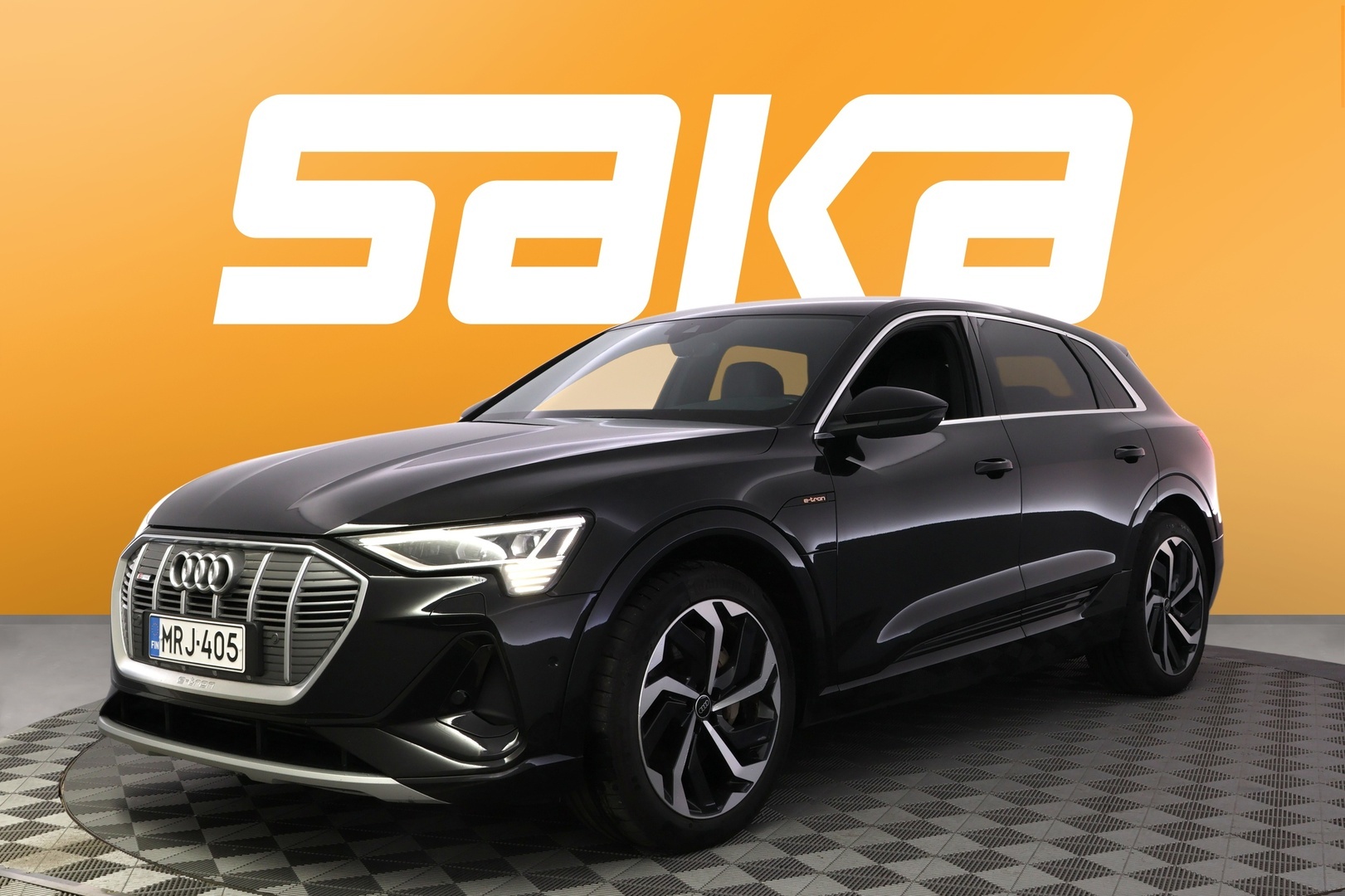 AUDI e-tron 2022