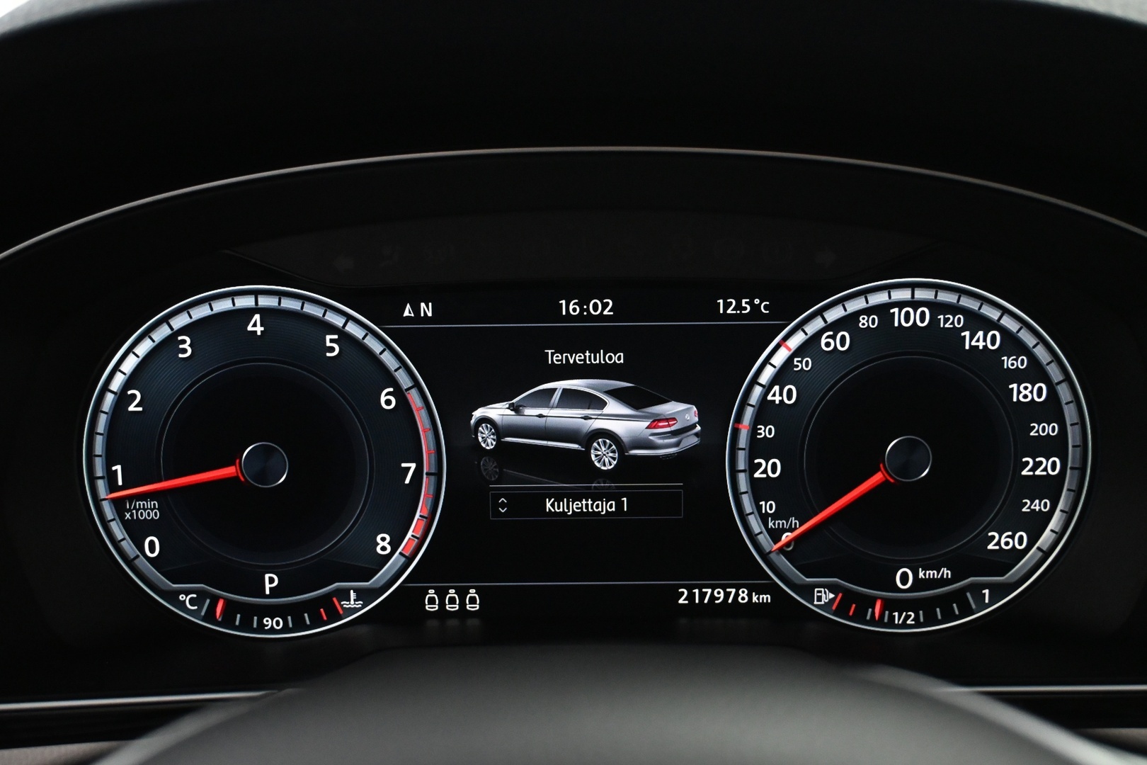 VOLKSWAGEN Passat 2016