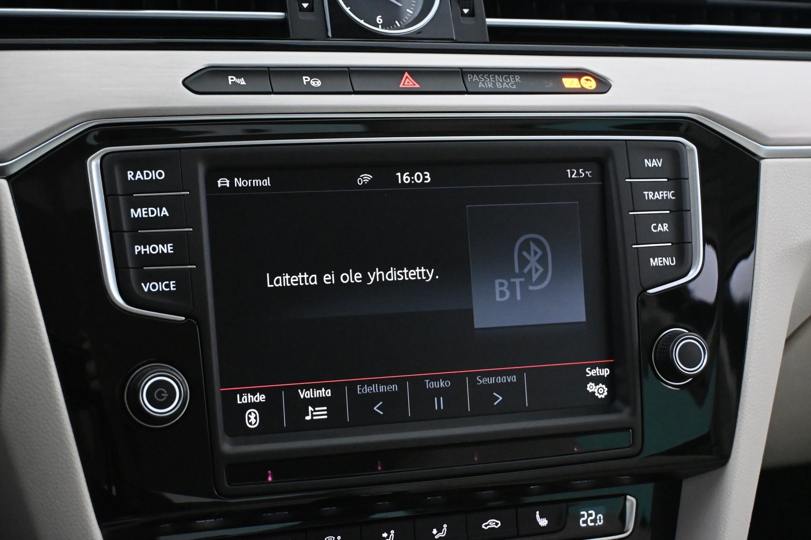 VOLKSWAGEN Passat 2016