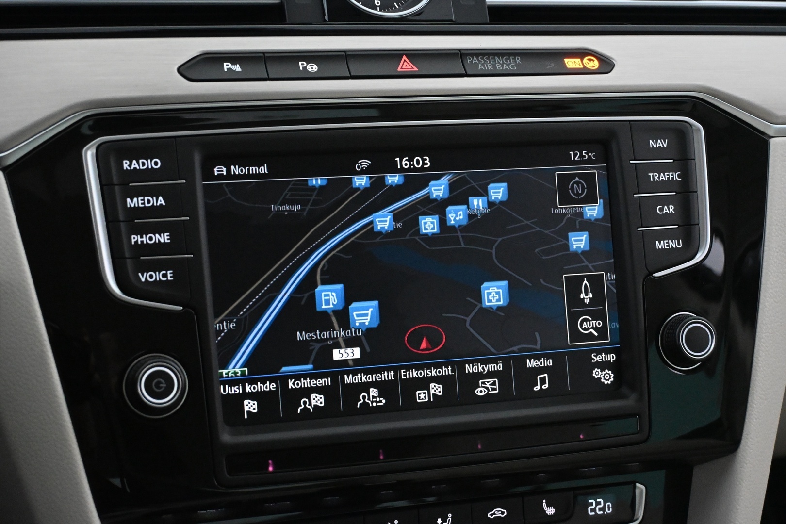 VOLKSWAGEN Passat 2016