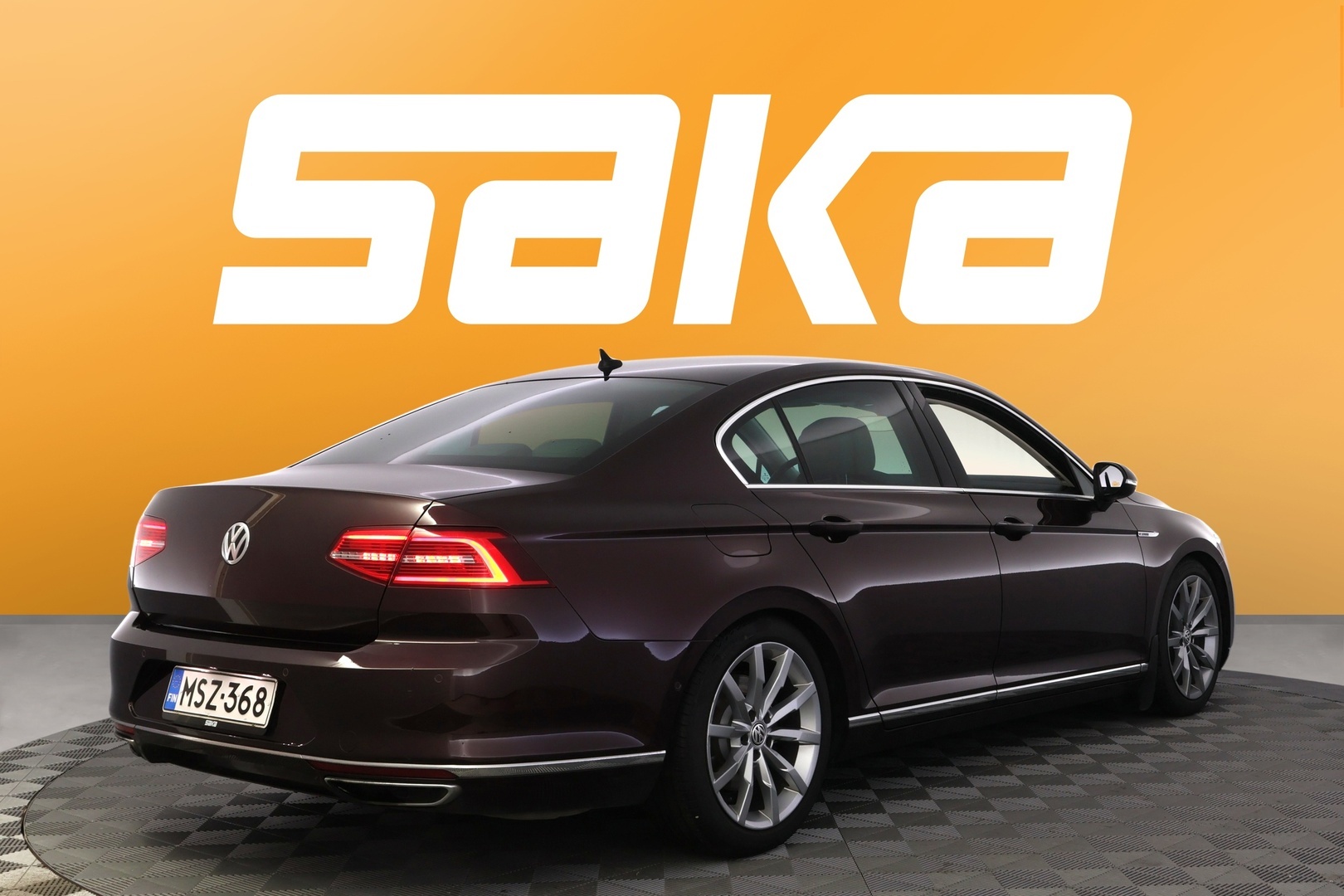 VOLKSWAGEN Passat 2016
