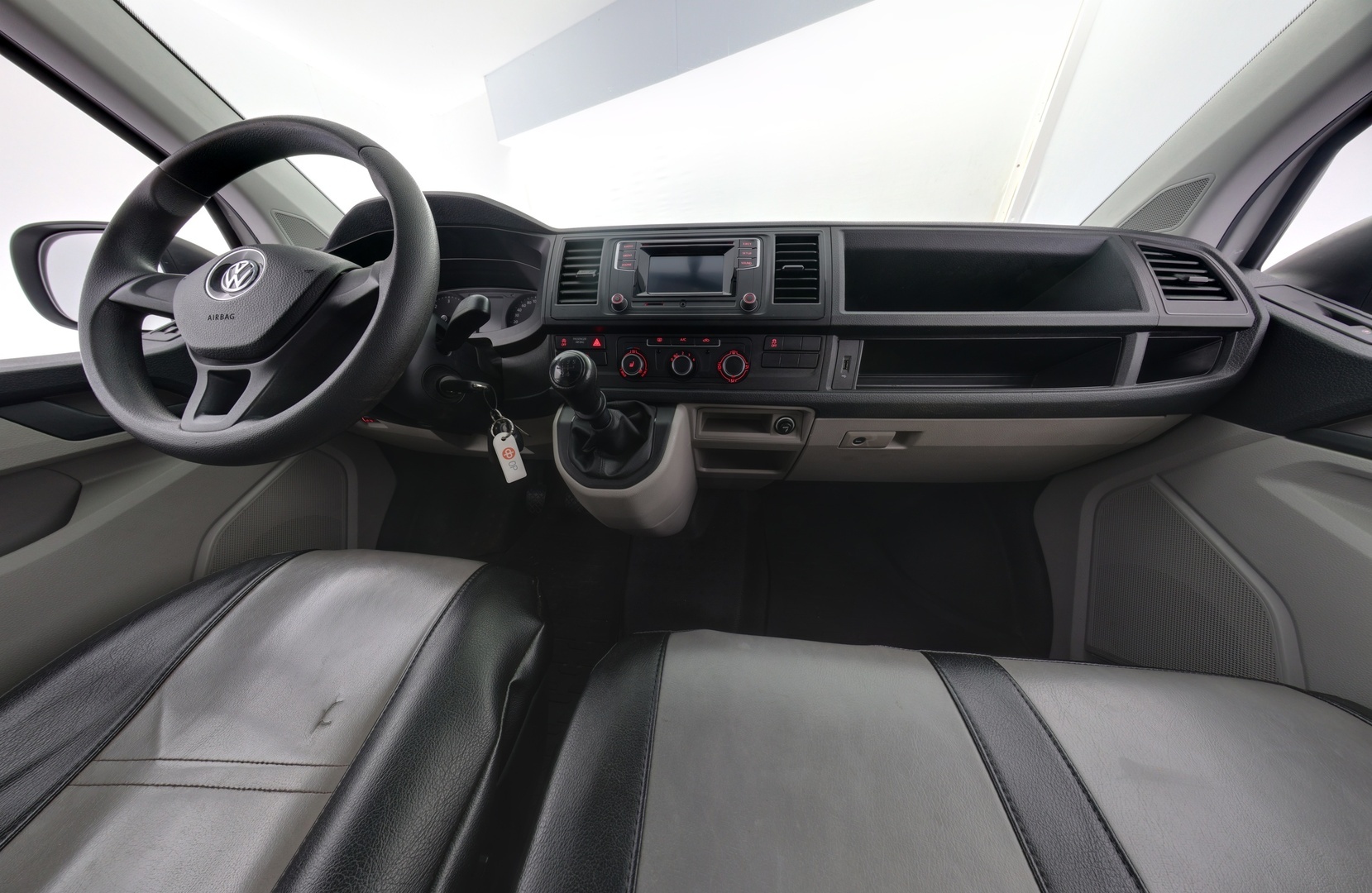 VOLKSWAGEN Transporter 2020