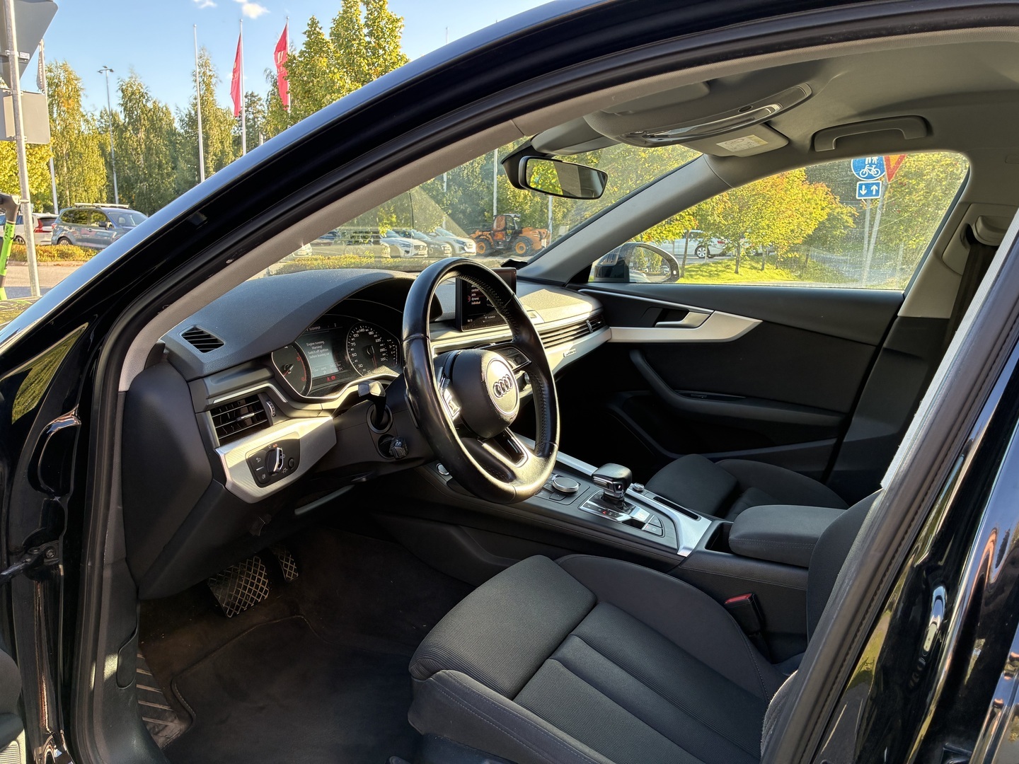 AUDI A4 2016