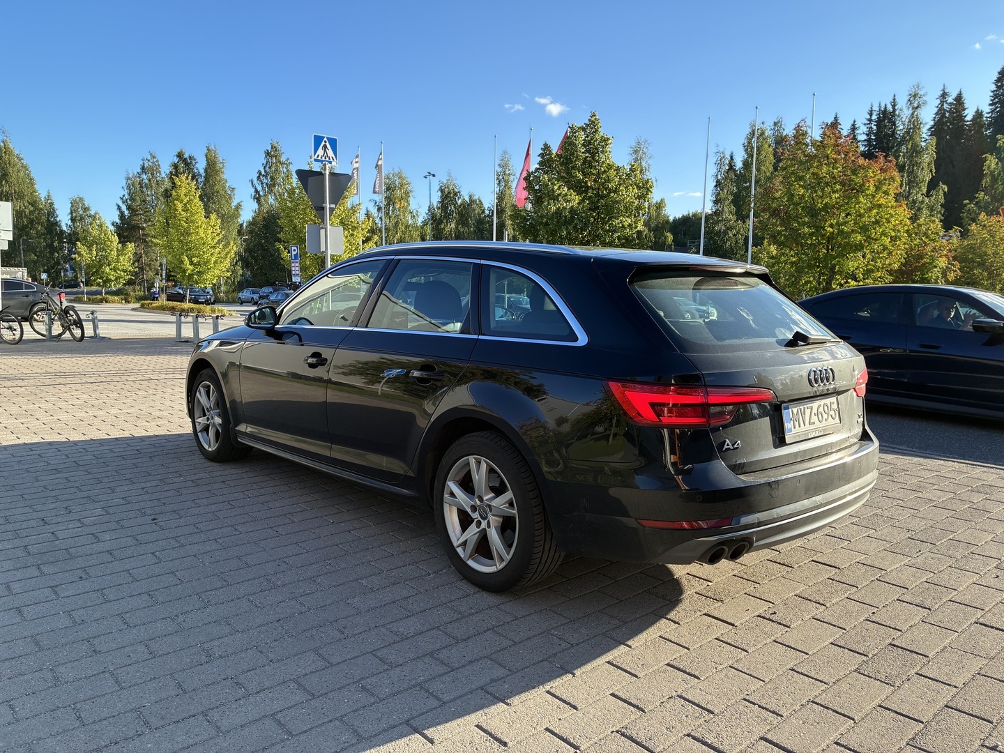 AUDI A4 2016