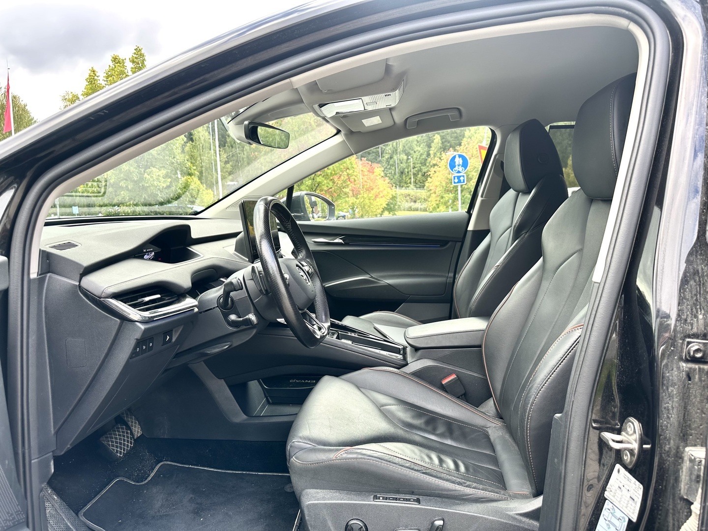 SKODA Enyaq 2021