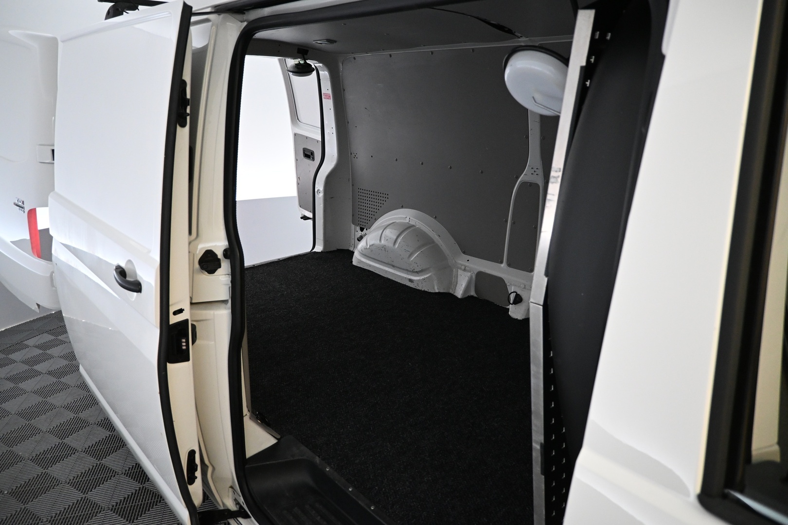 VOLKSWAGEN Transporter 2017