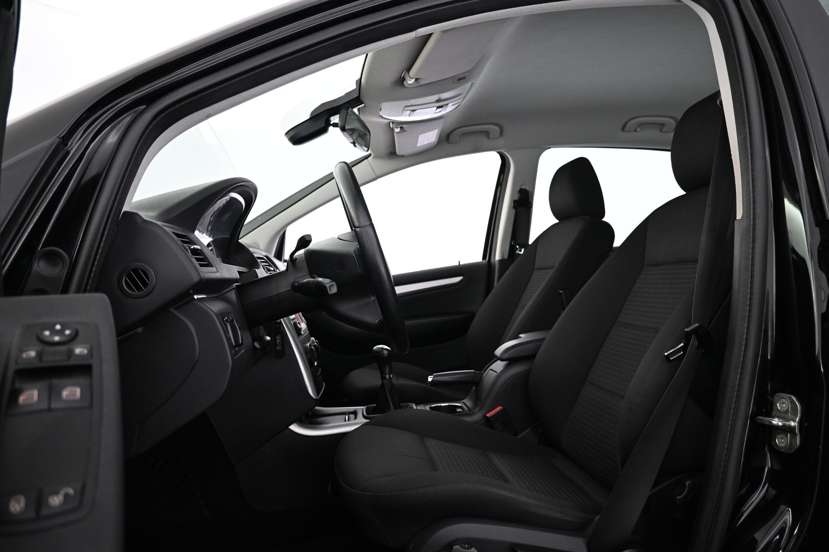 MERCEDES-BENZ B 2011