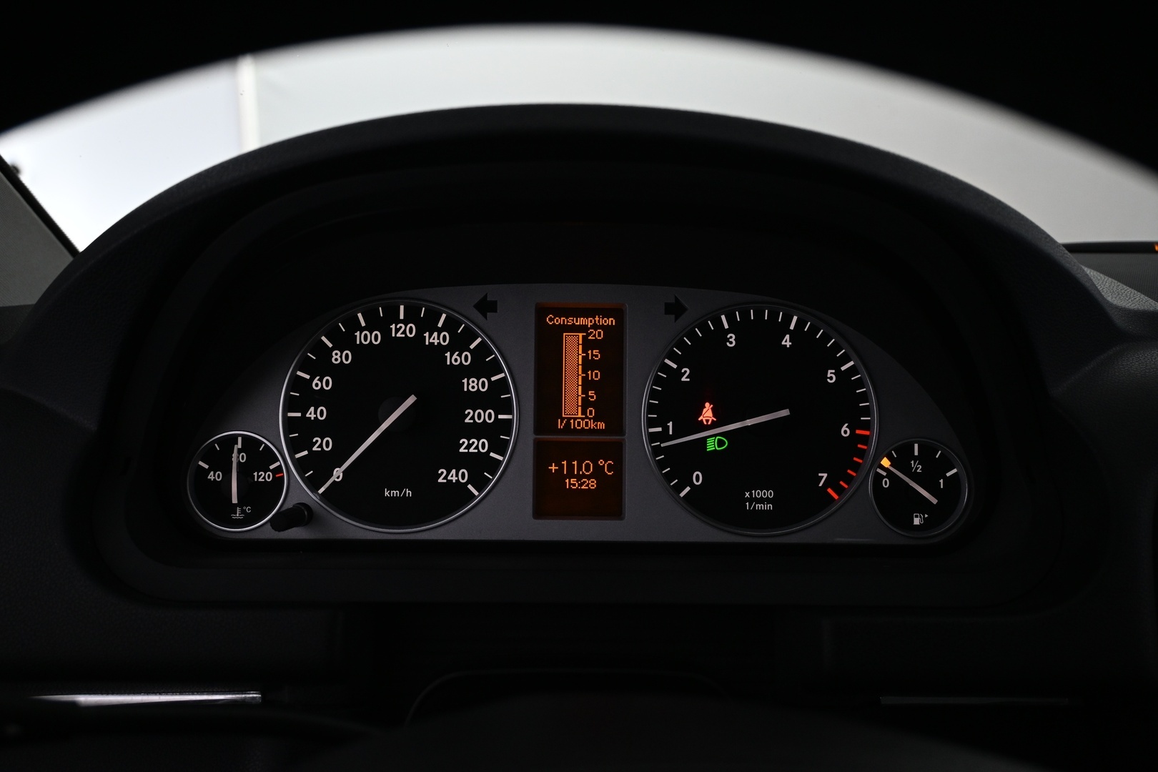 MERCEDES-BENZ B 2011