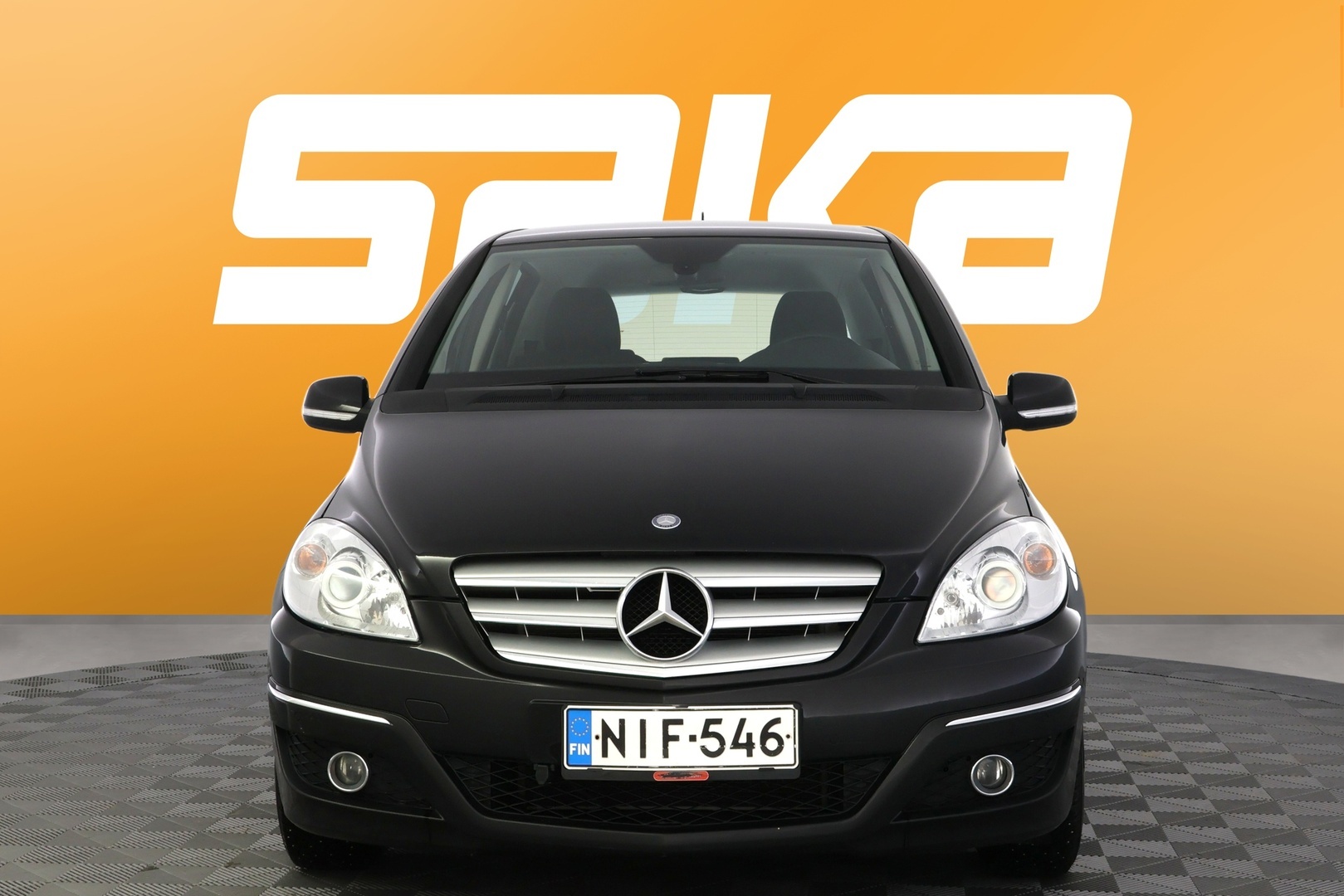 MERCEDES-BENZ B 2011