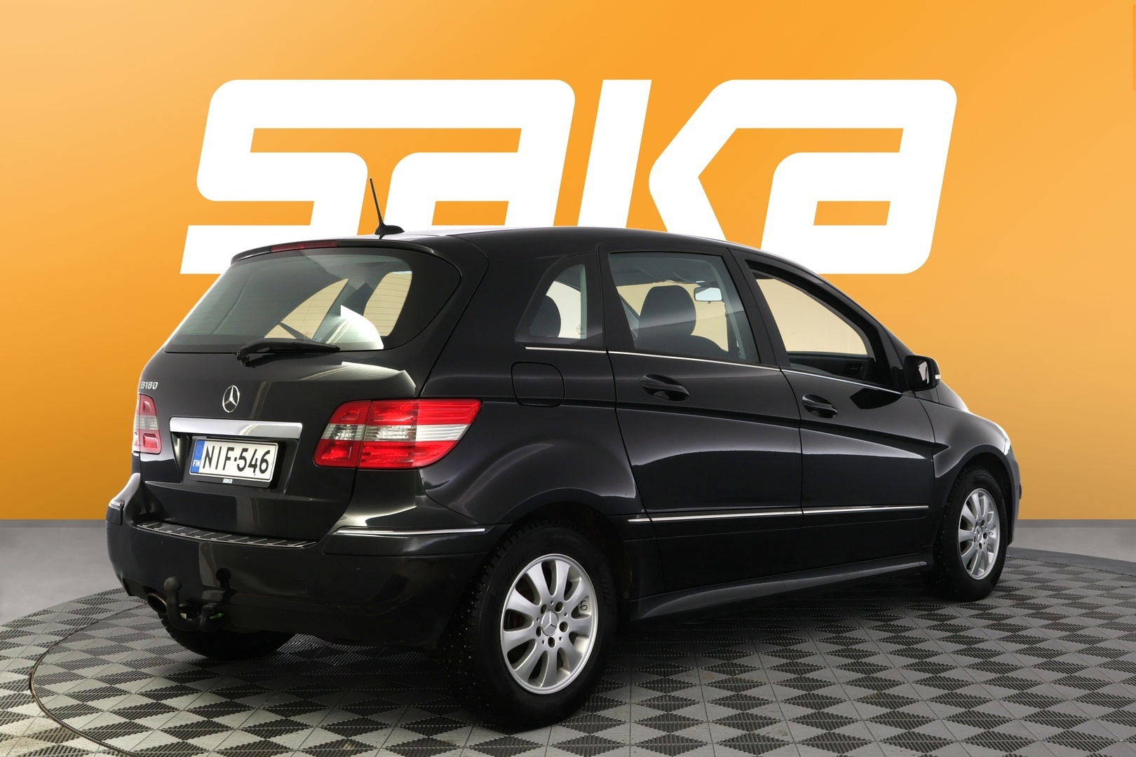 MERCEDES-BENZ B 2011