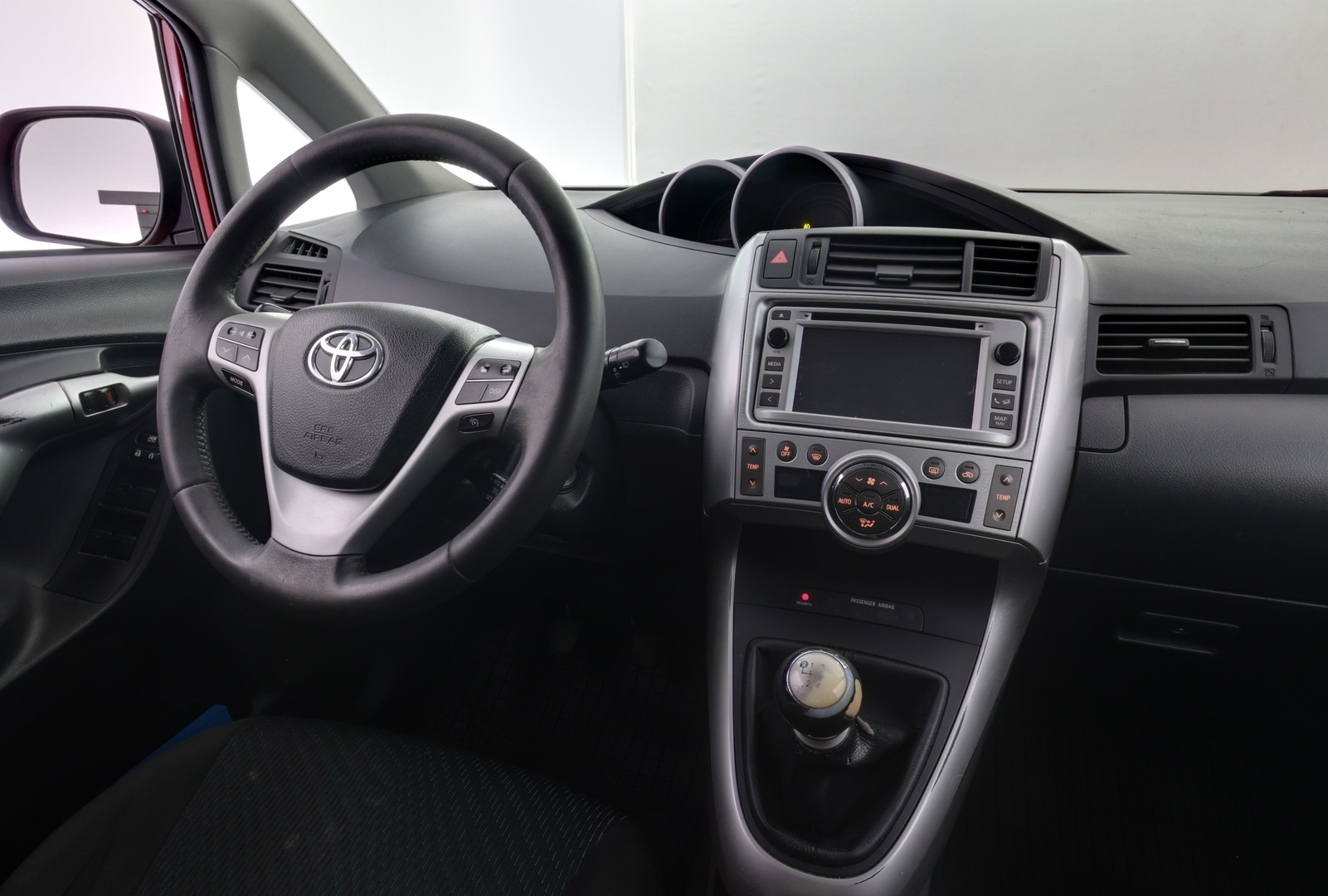 TOYOTA Verso 2012