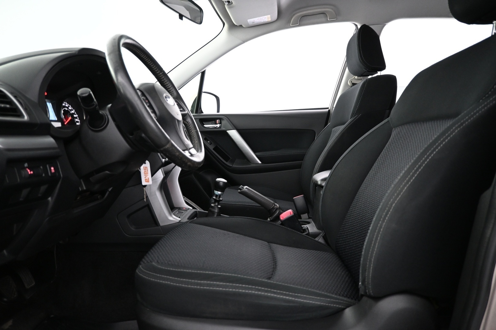 SUBARU Forester 2015