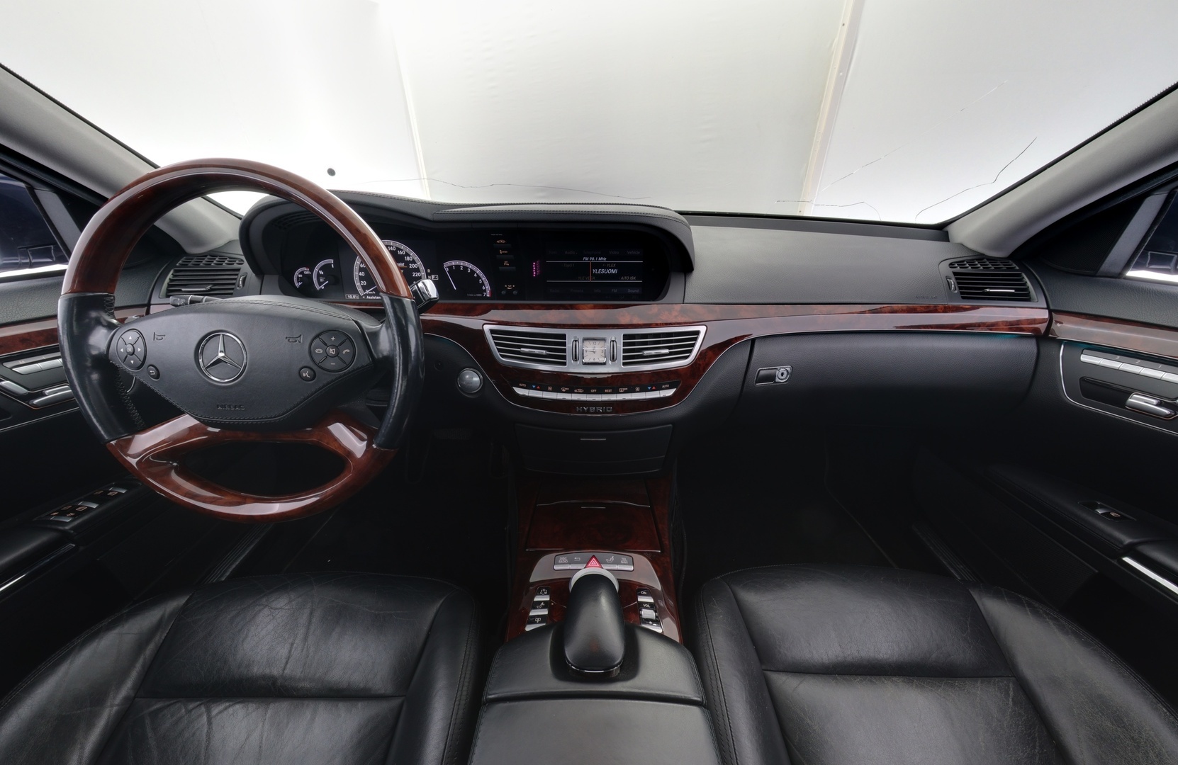 MERCEDES-BENZ S 2009