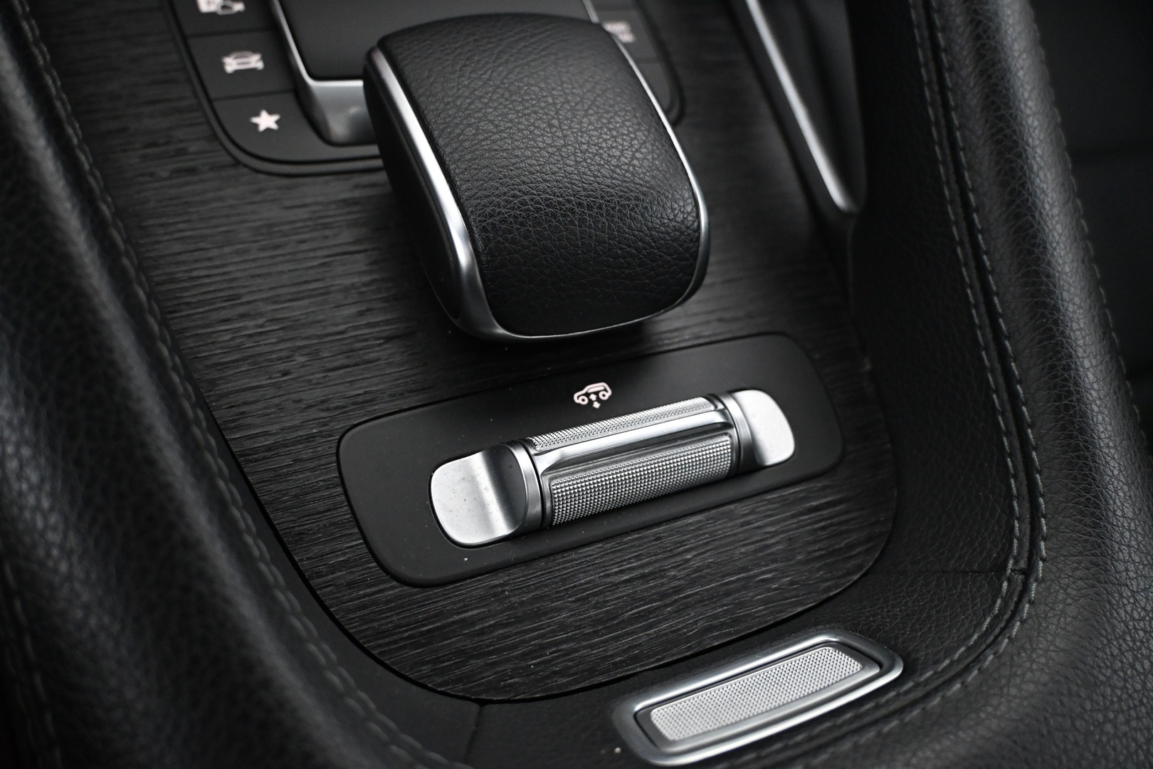 MERCEDES-BENZ GLE 2021