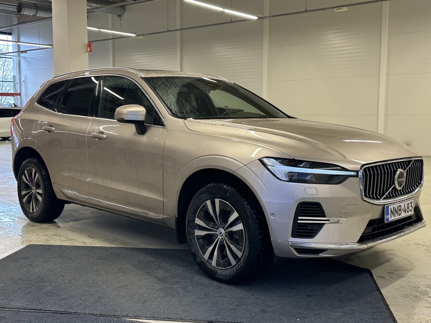 VOLVO XC60 2024
