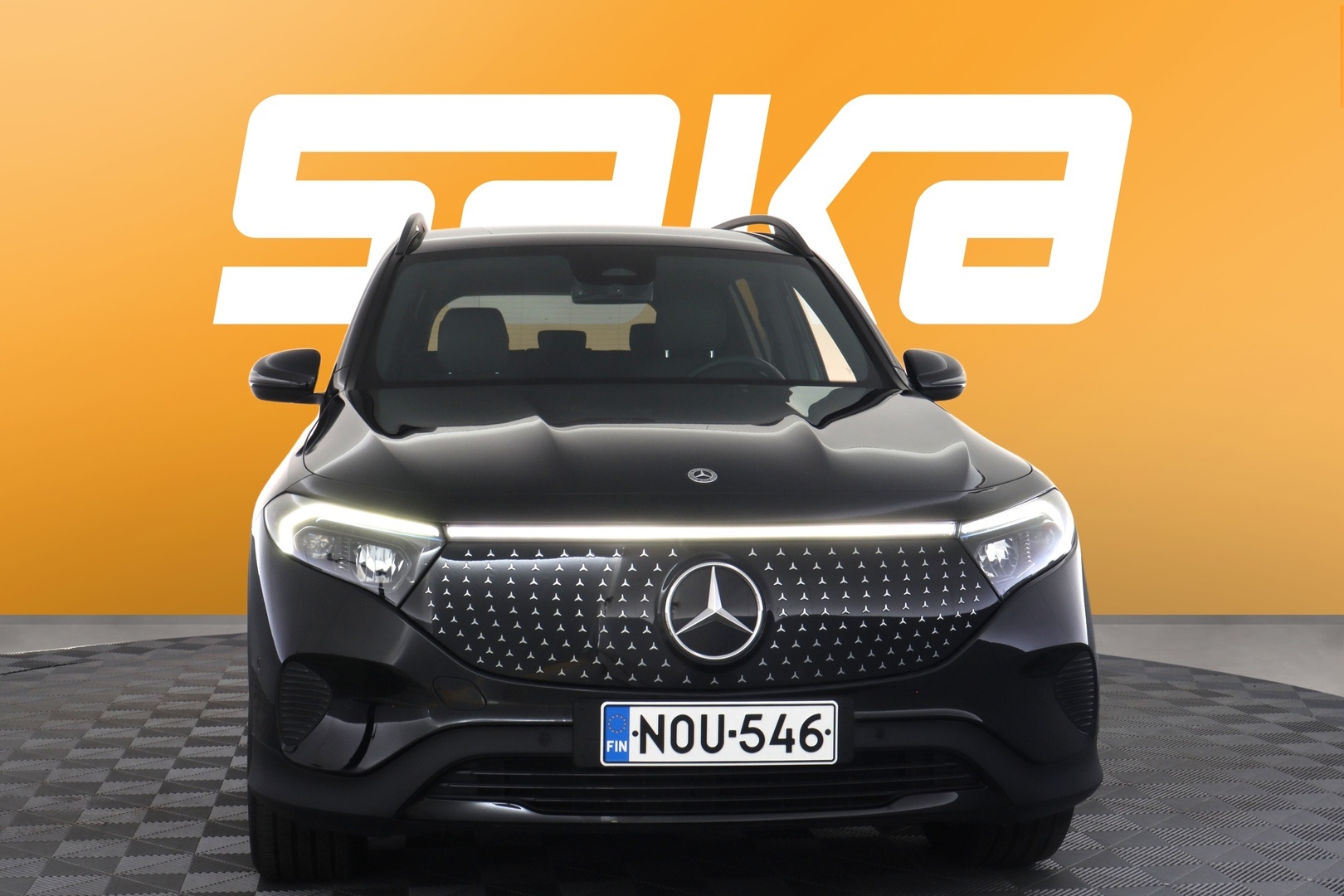 MERCEDES-BENZ EQB 2025