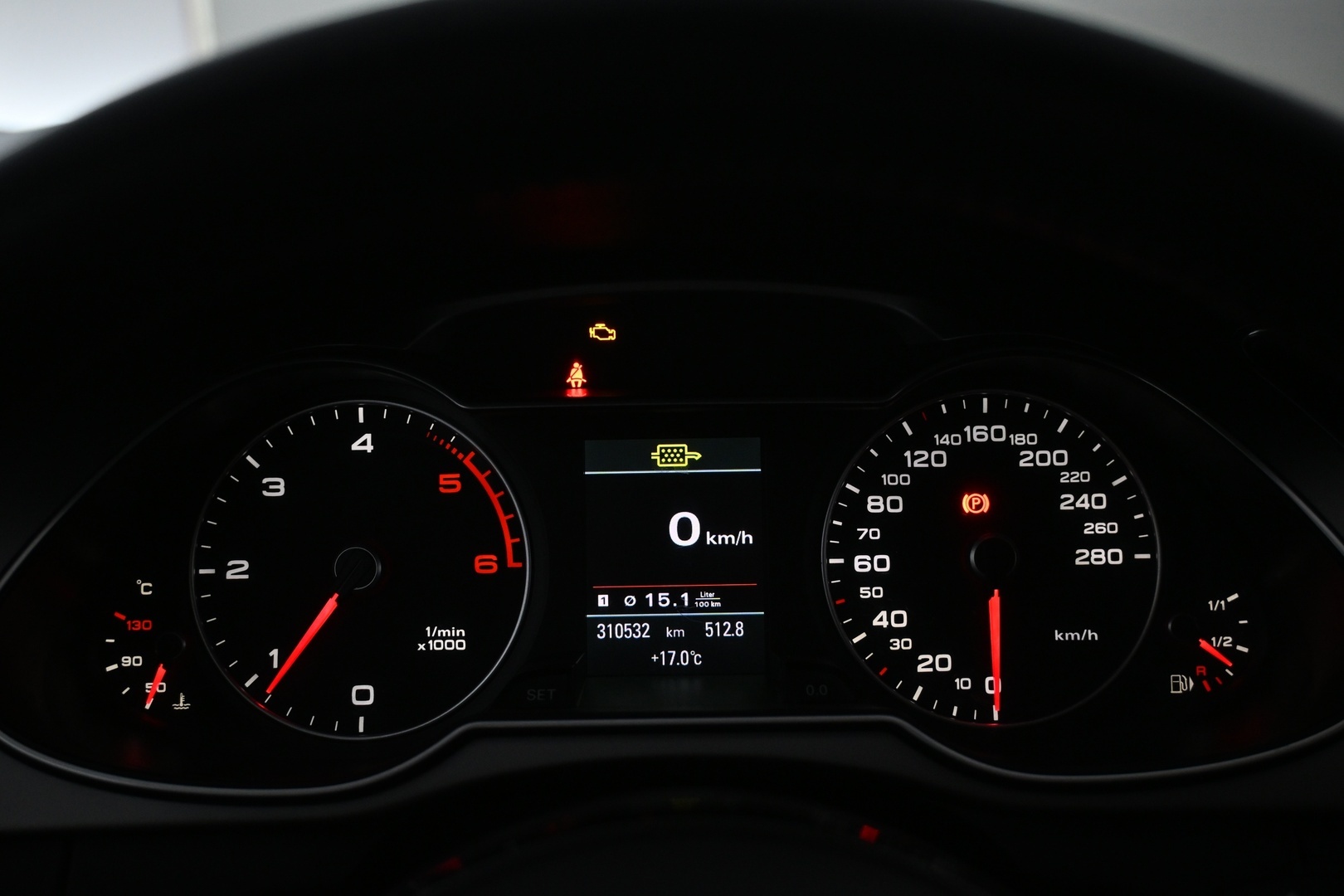 AUDI A4 2013