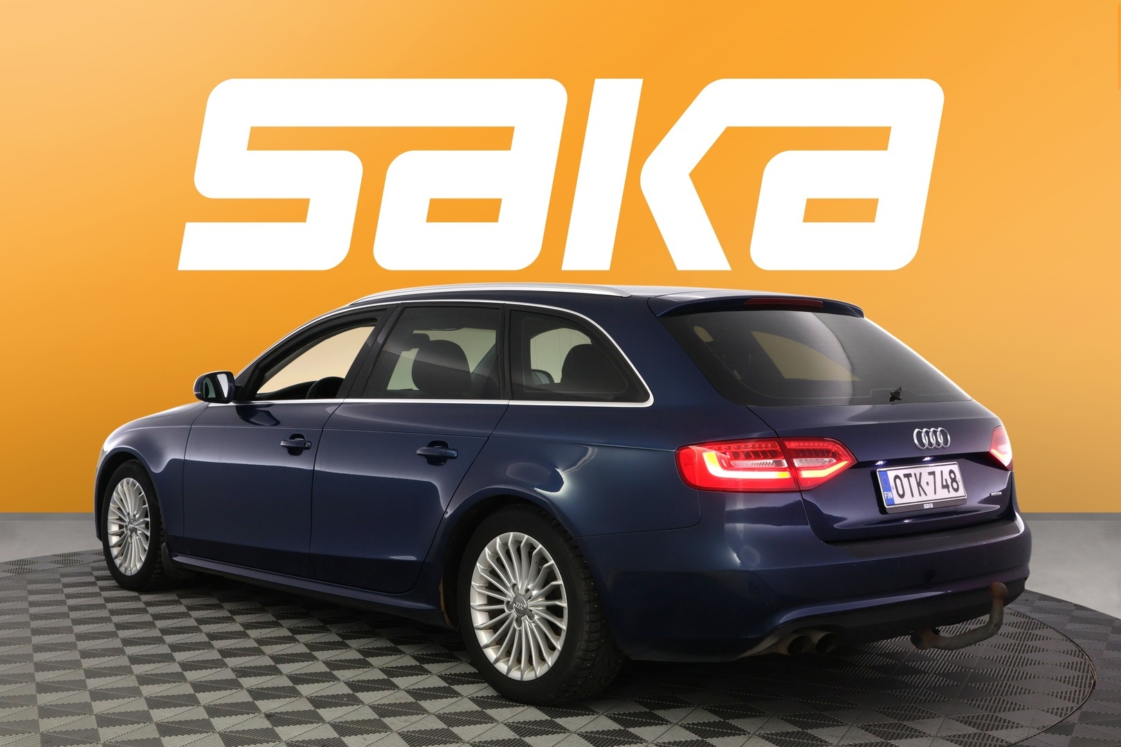 AUDI A4 2013