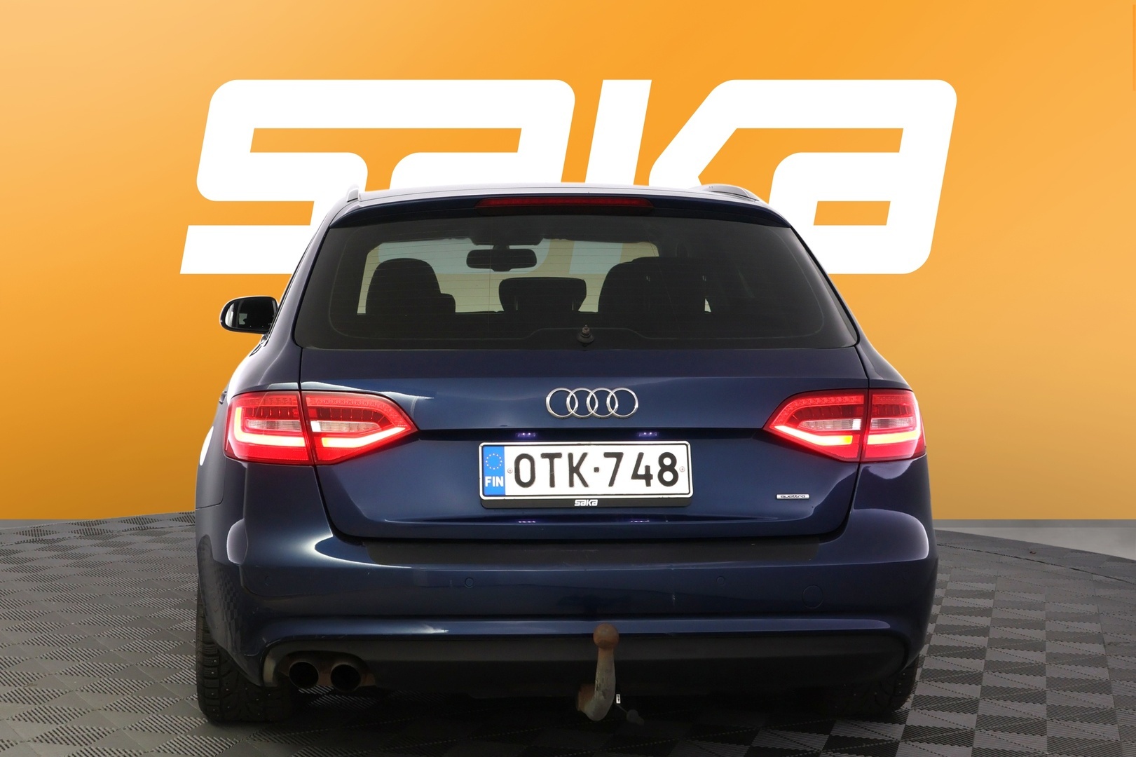 AUDI A4 2013