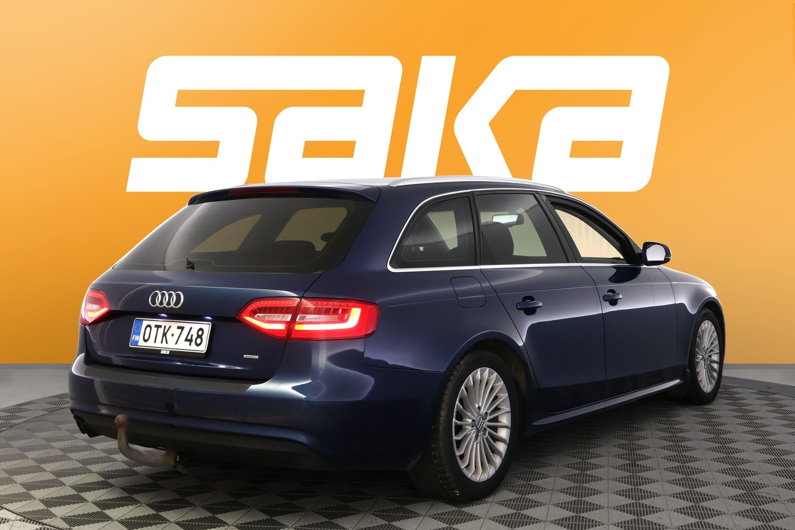 AUDI A4 2013