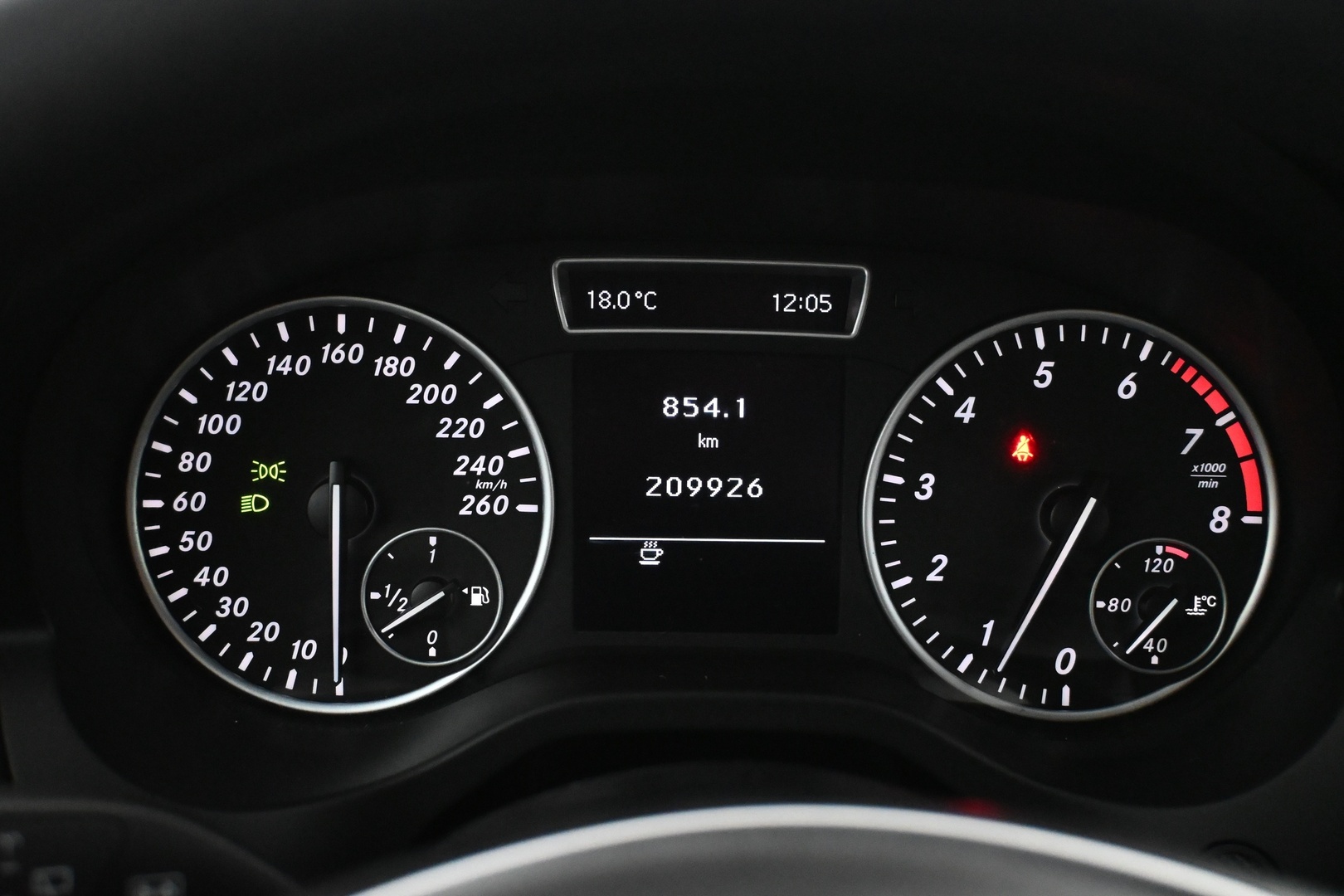 MERCEDES-BENZ A 2013