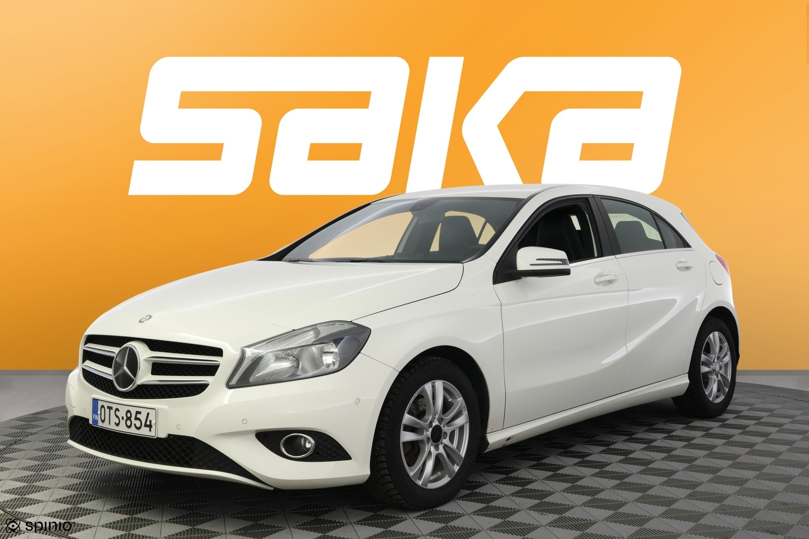 MERCEDES-BENZ A 2013