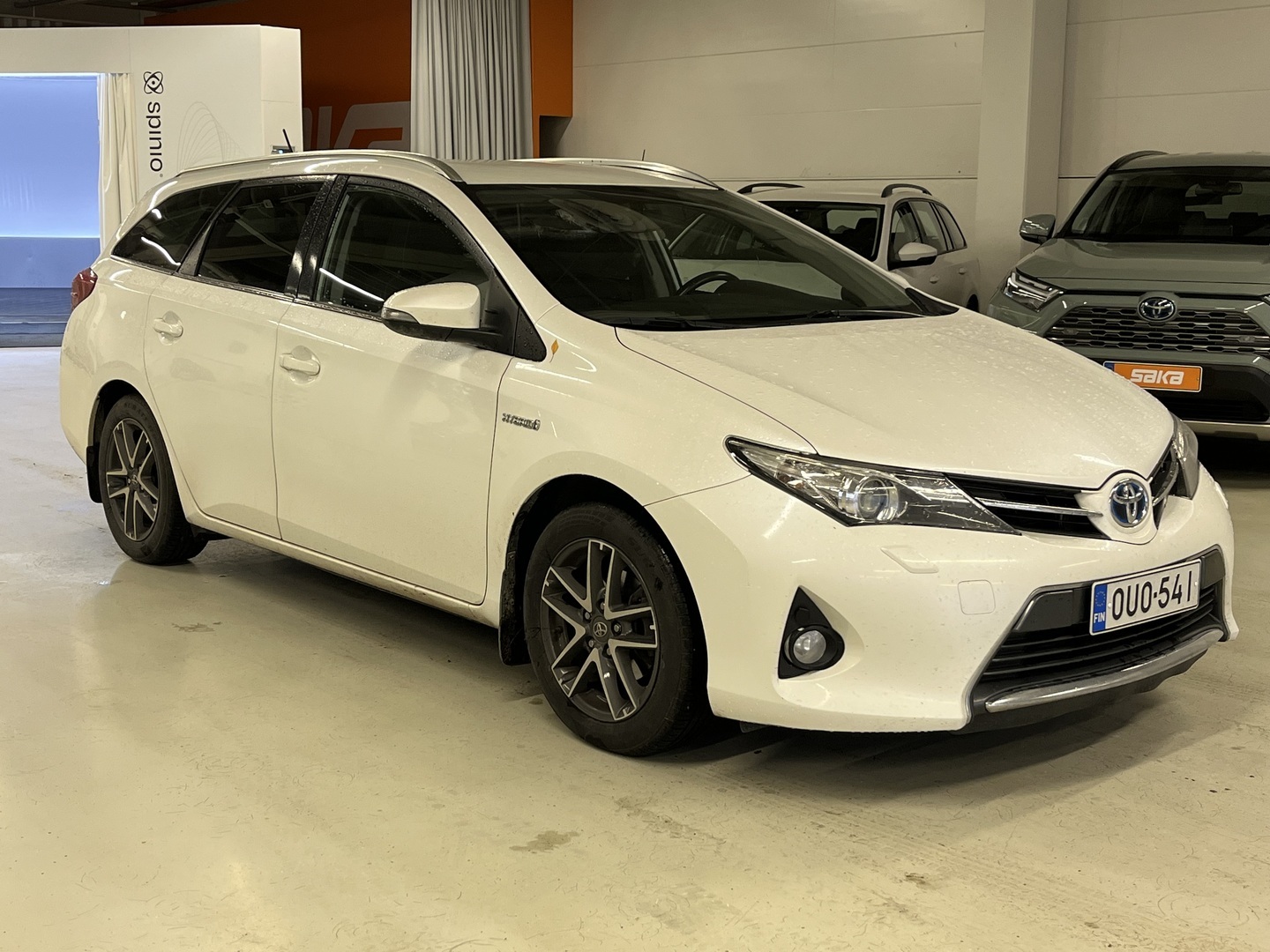 TOYOTA Auris 2014