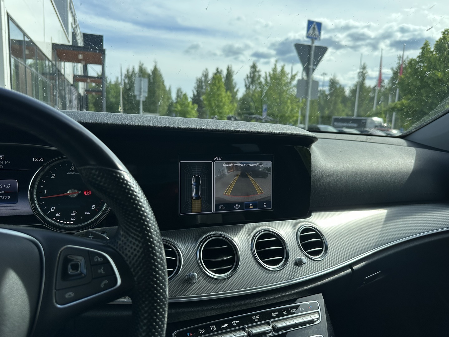 MERCEDES-BENZ E 2017