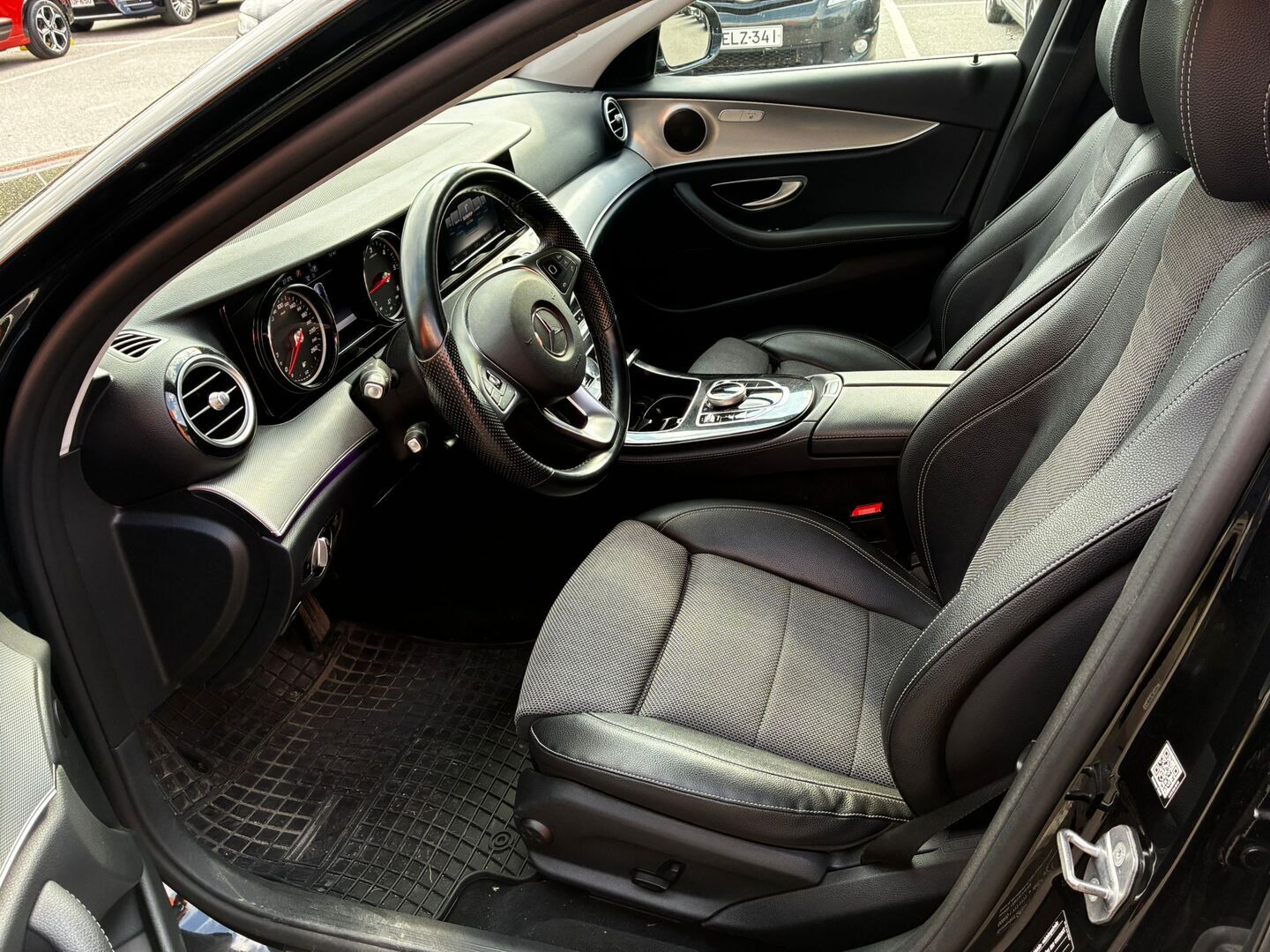 MERCEDES-BENZ E 2017