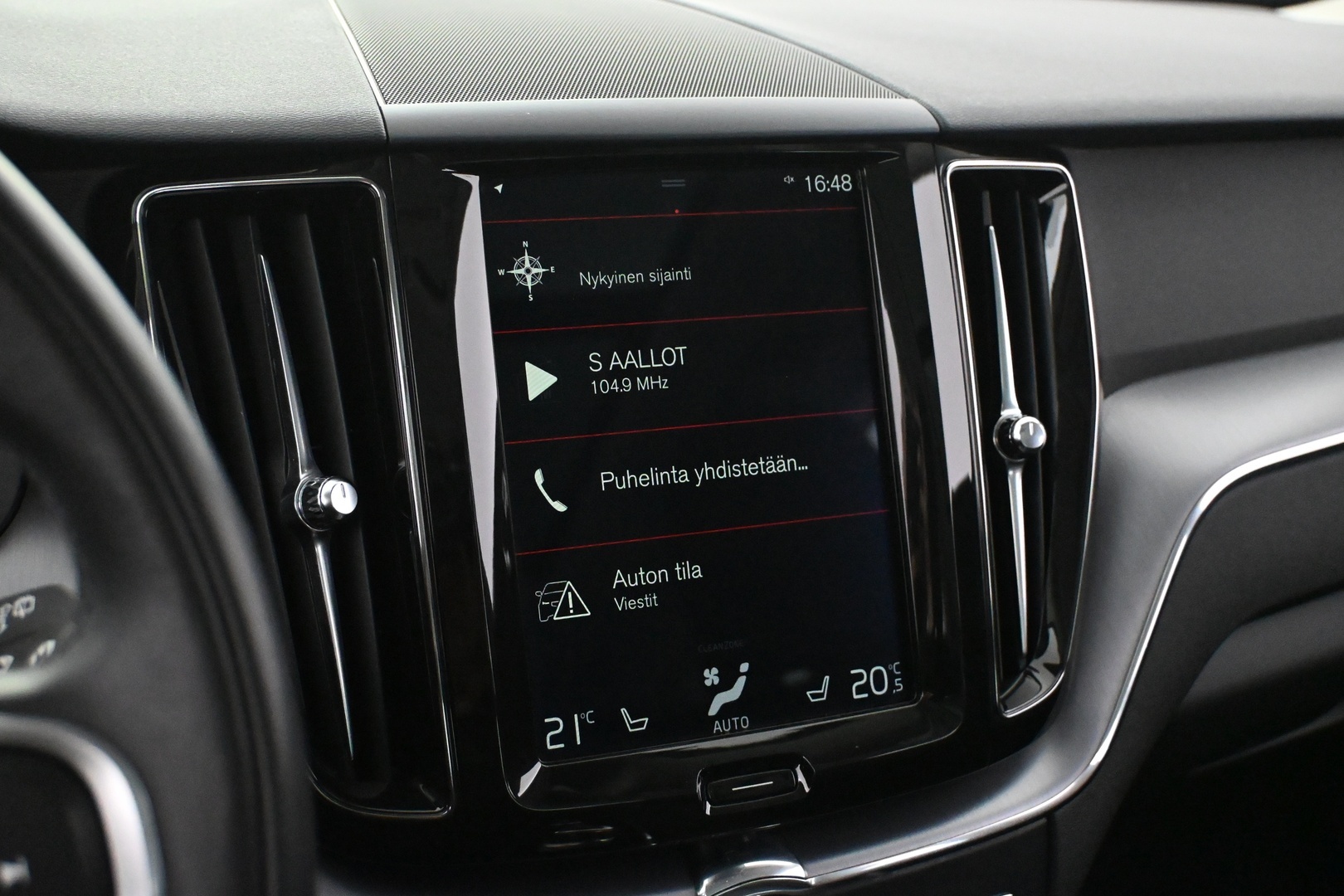 VOLVO XC60 2019