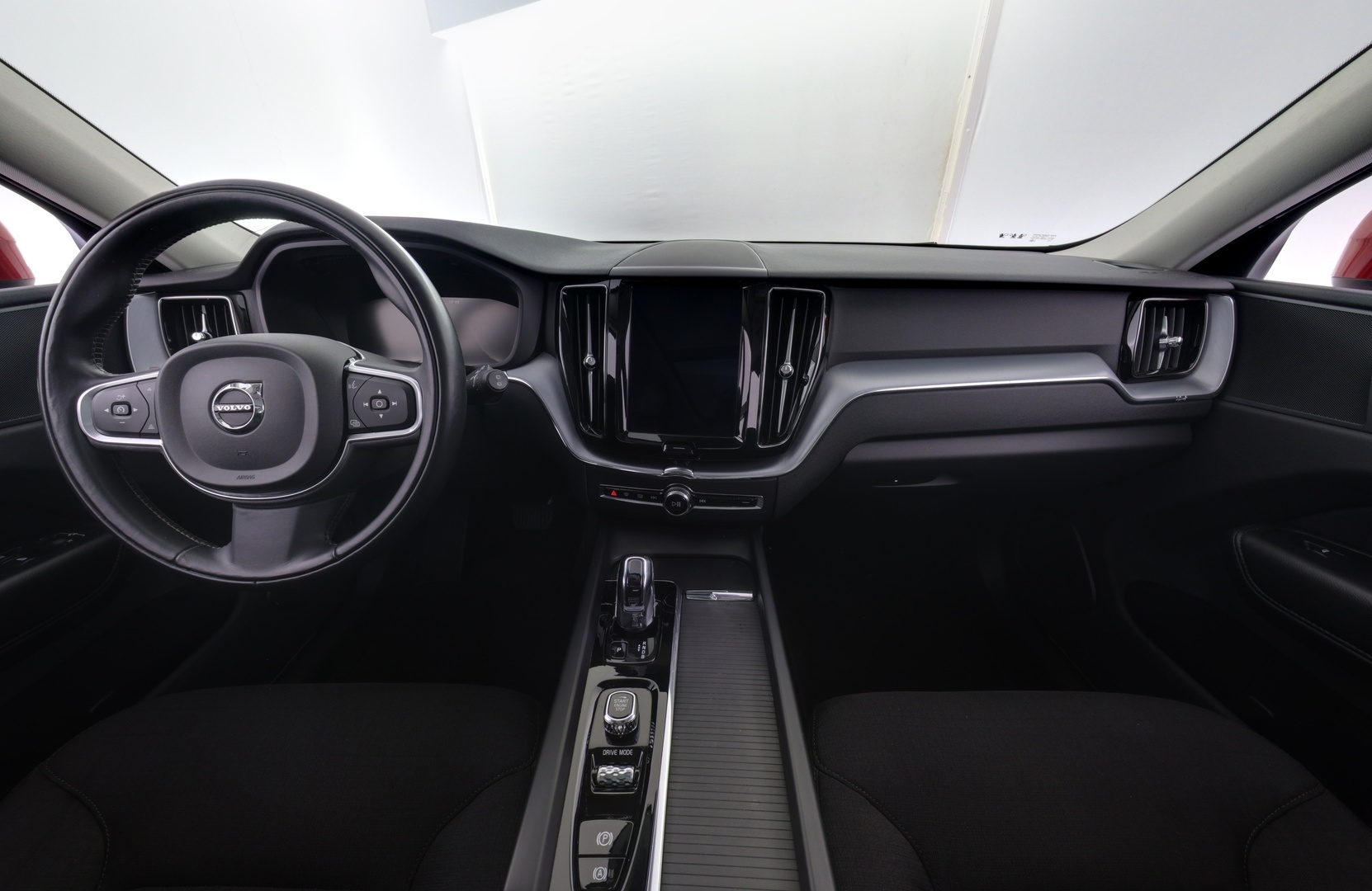 VOLVO XC60 2019