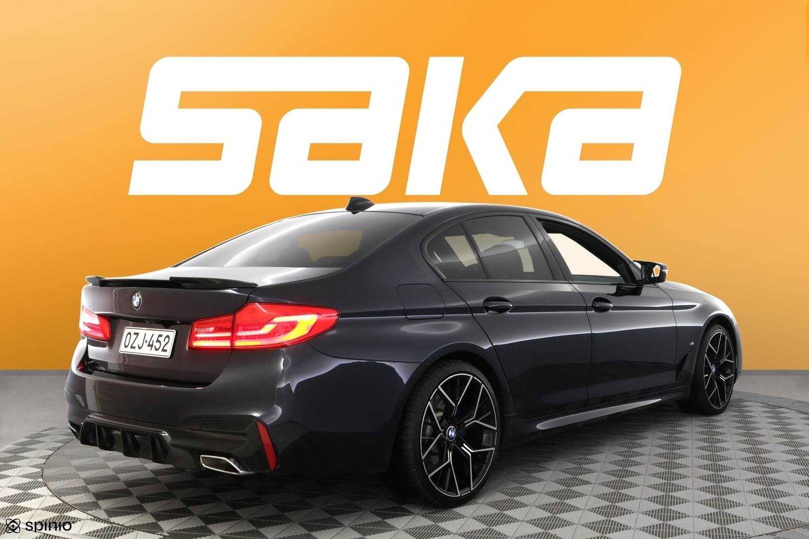 BMW 530 2019