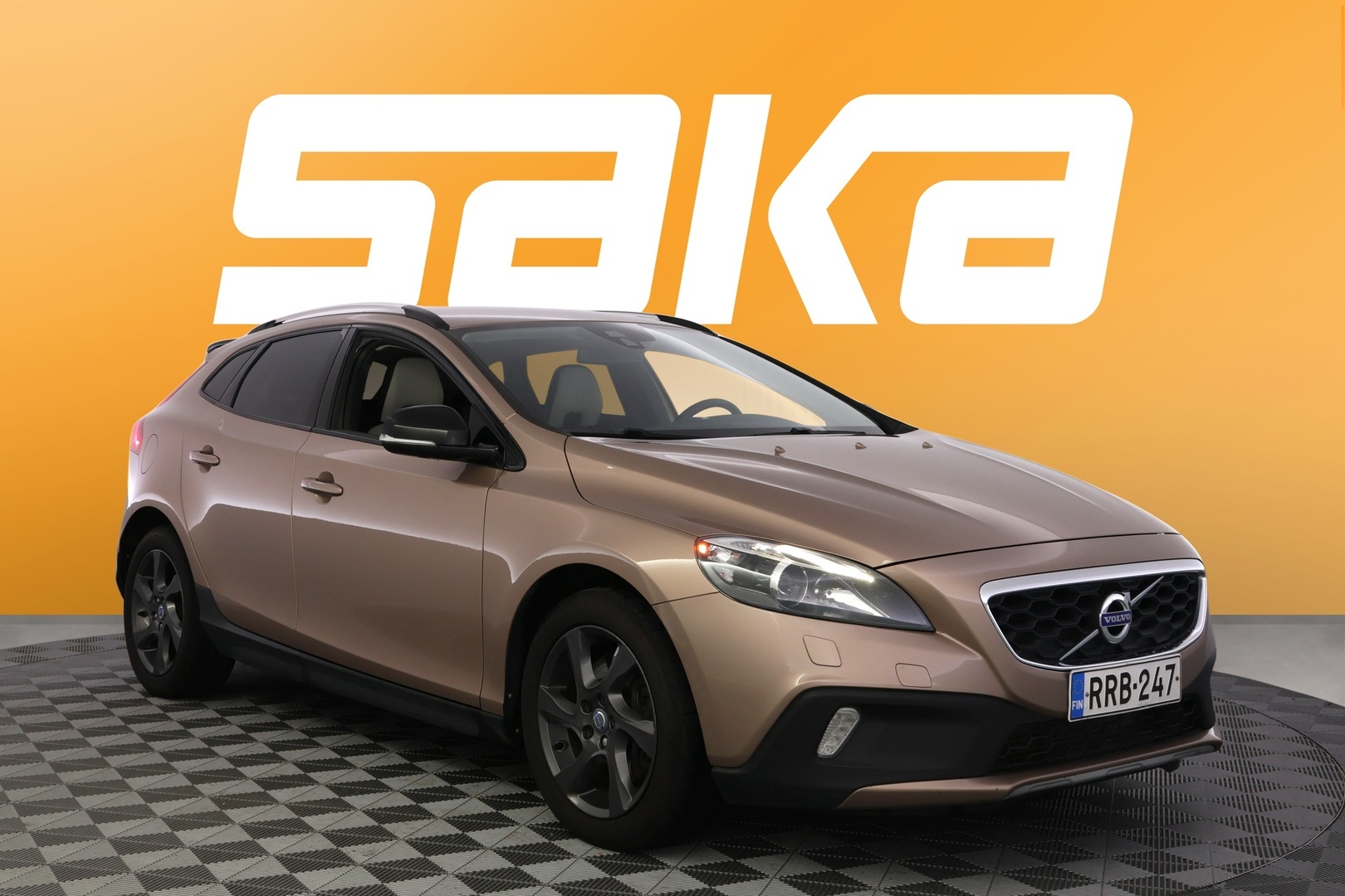 VOLVO V40 Cross Country 2013