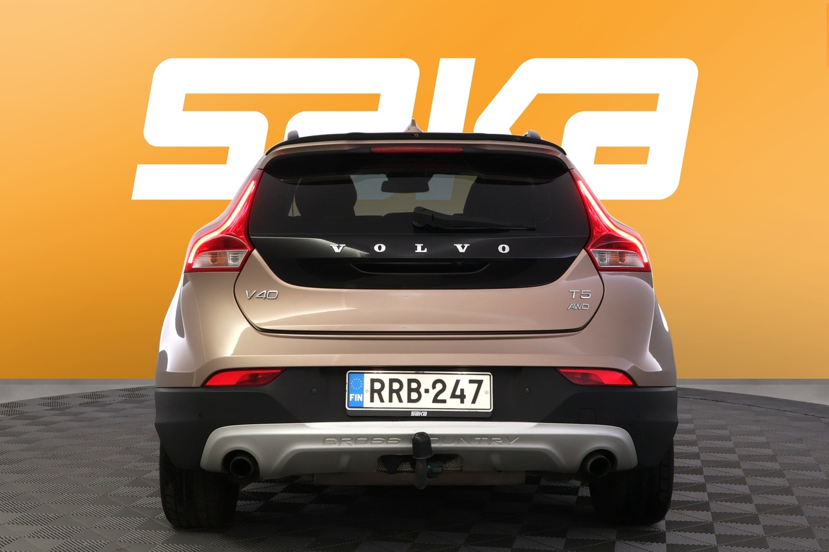 VOLVO V40 Cross Country 2013
