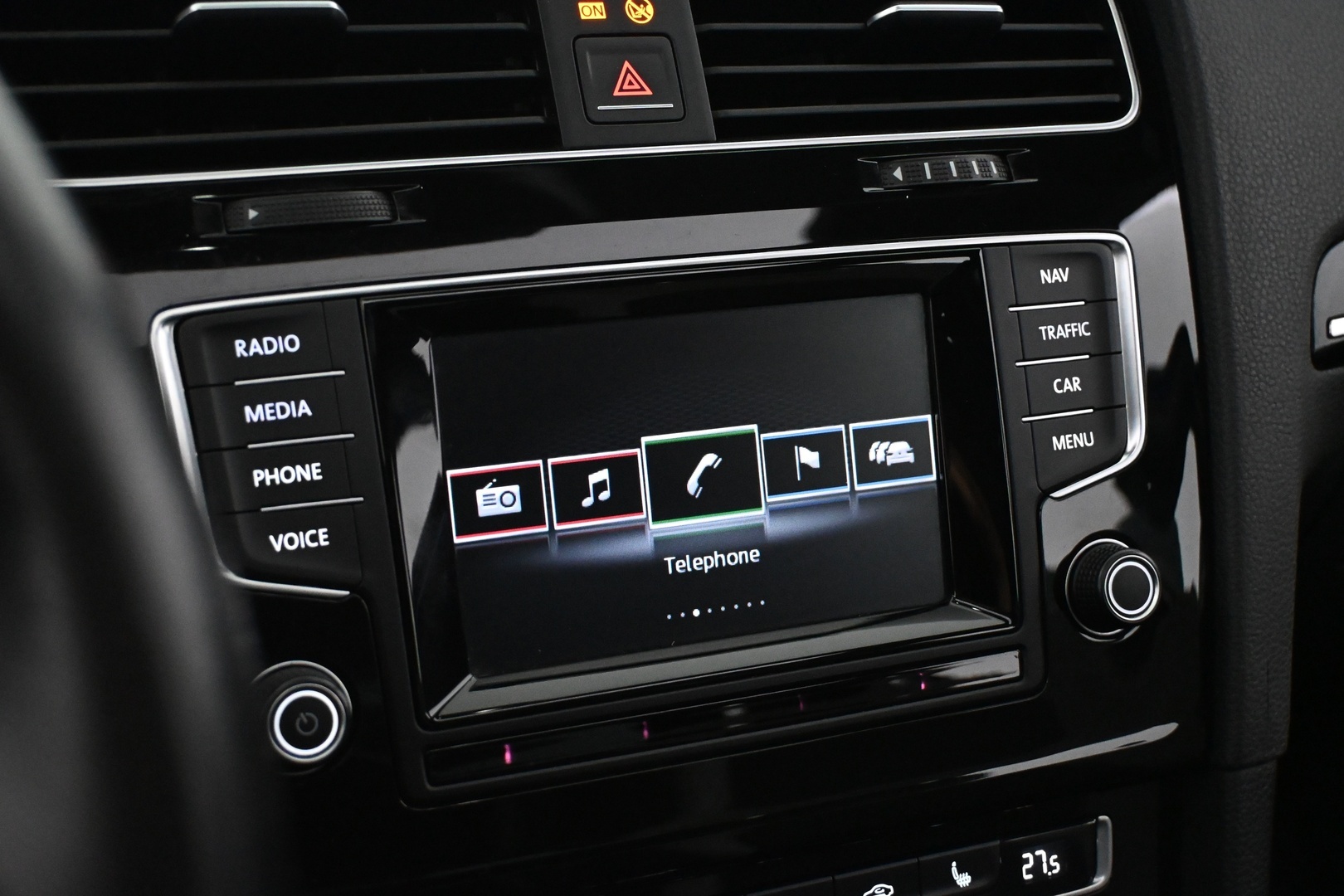 VOLKSWAGEN Golf 2014