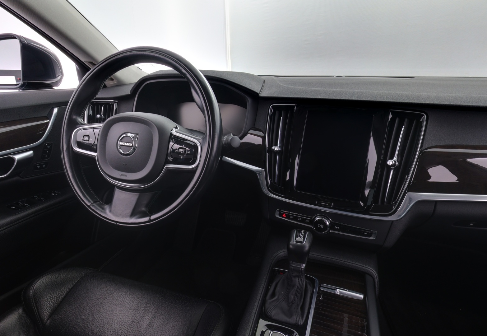 VOLVO S90 2017