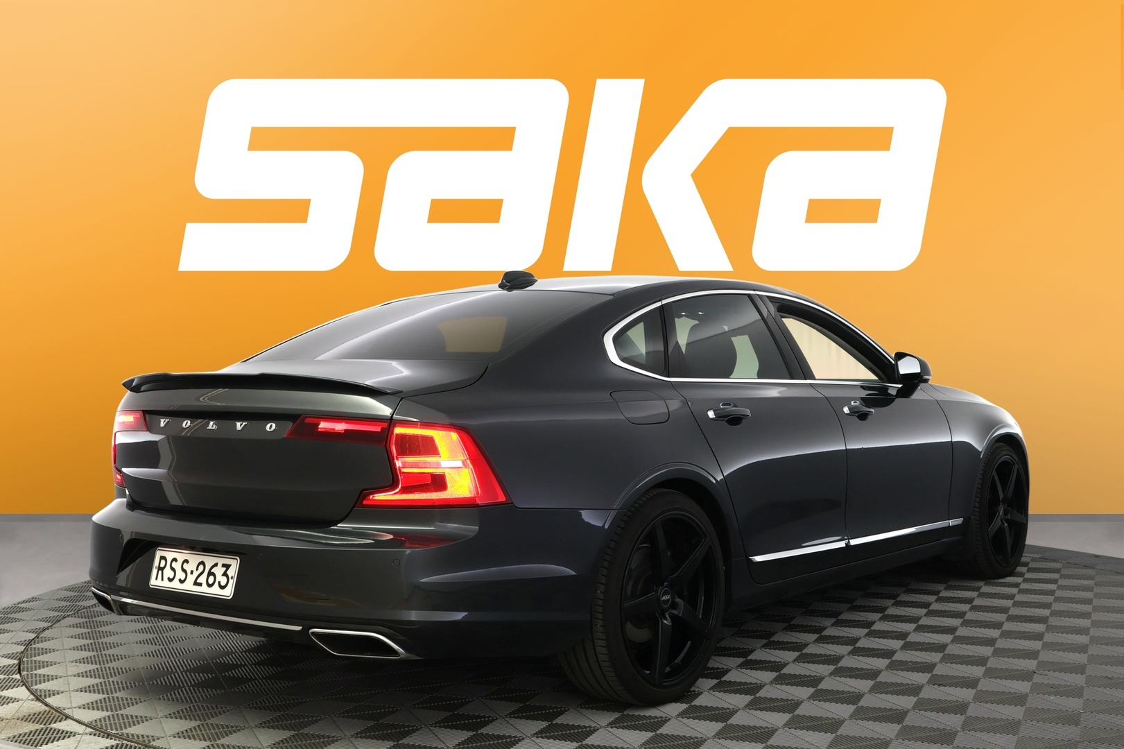 VOLVO S90 2017