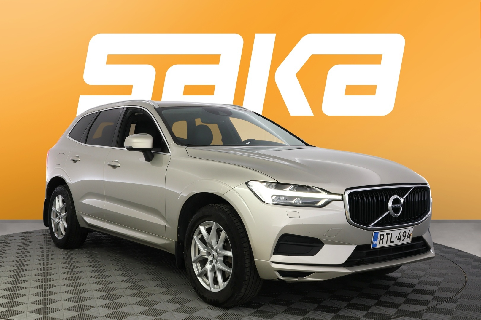 VOLVO XC60 2018