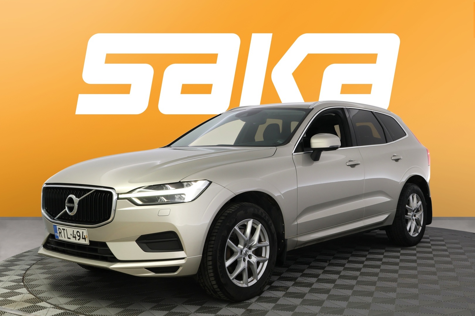 VOLVO XC60 2018