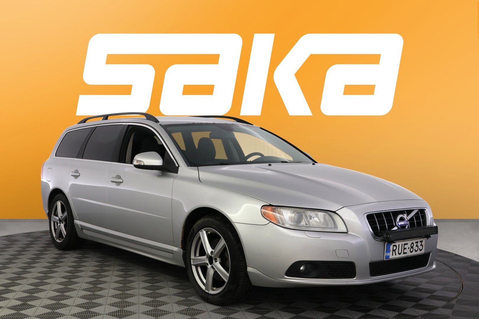 VOLVO V70 2009