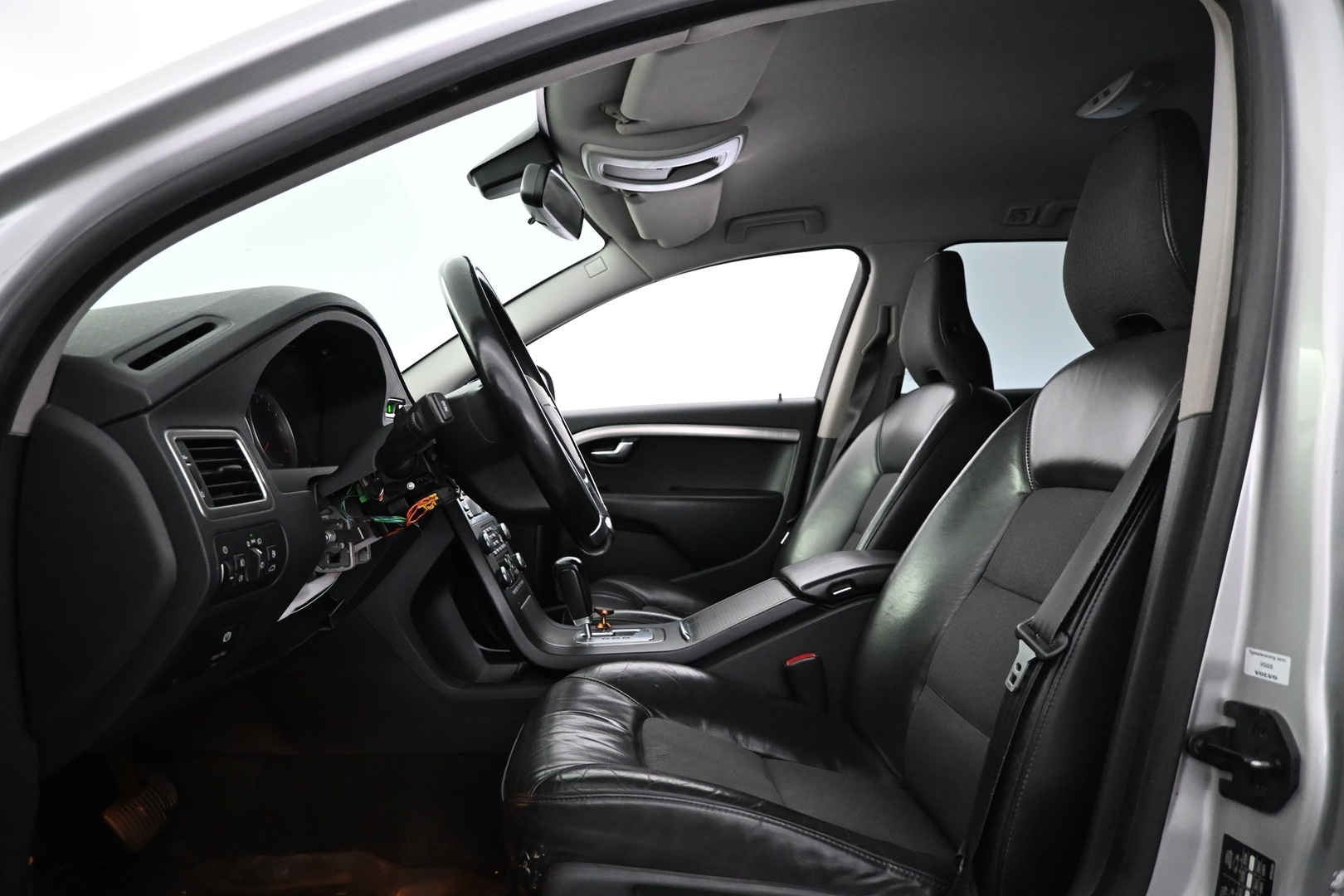 VOLVO V70 2009